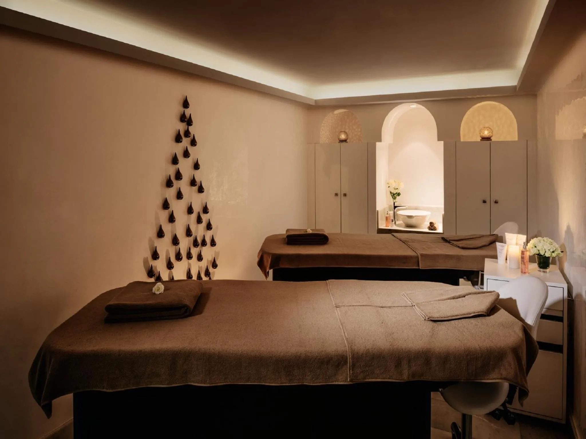 Massage, Bed in Mövenpick Hotel Mansour Eddahbi Marrakech
