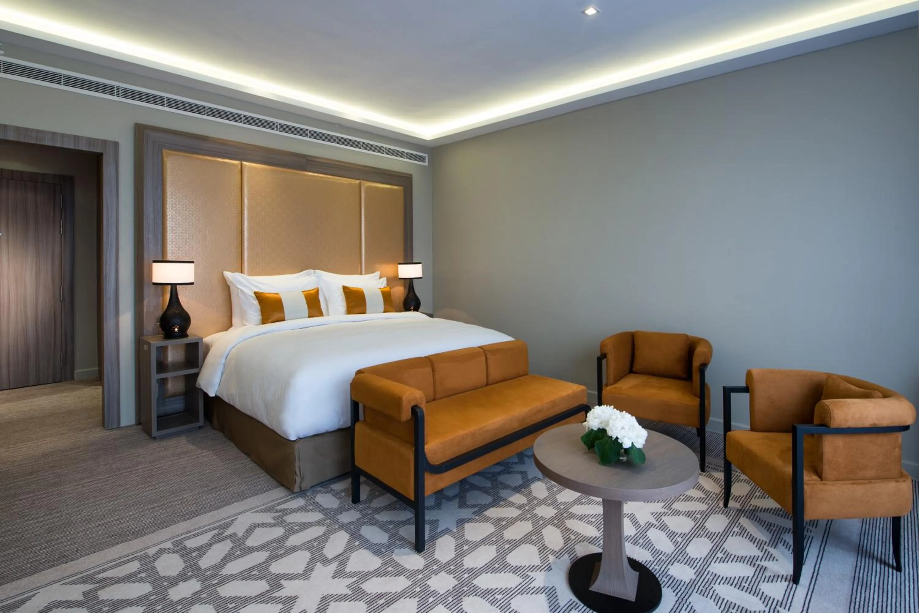 Bedroom, Bed in Mövenpick Hotel Mansour Eddahbi Marrakech