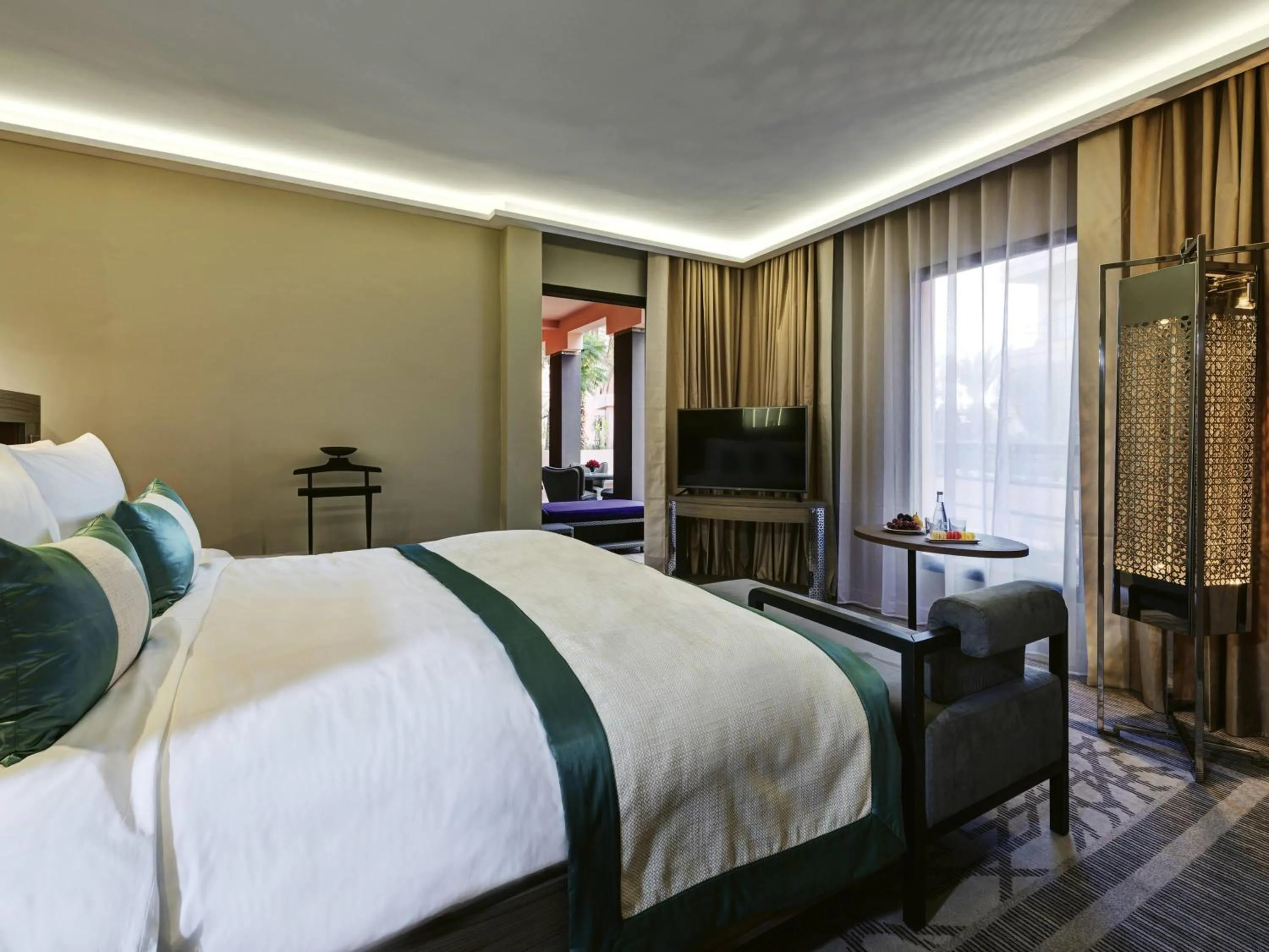 Bedroom, Bed in Mövenpick Hotel Mansour Eddahbi Marrakech
