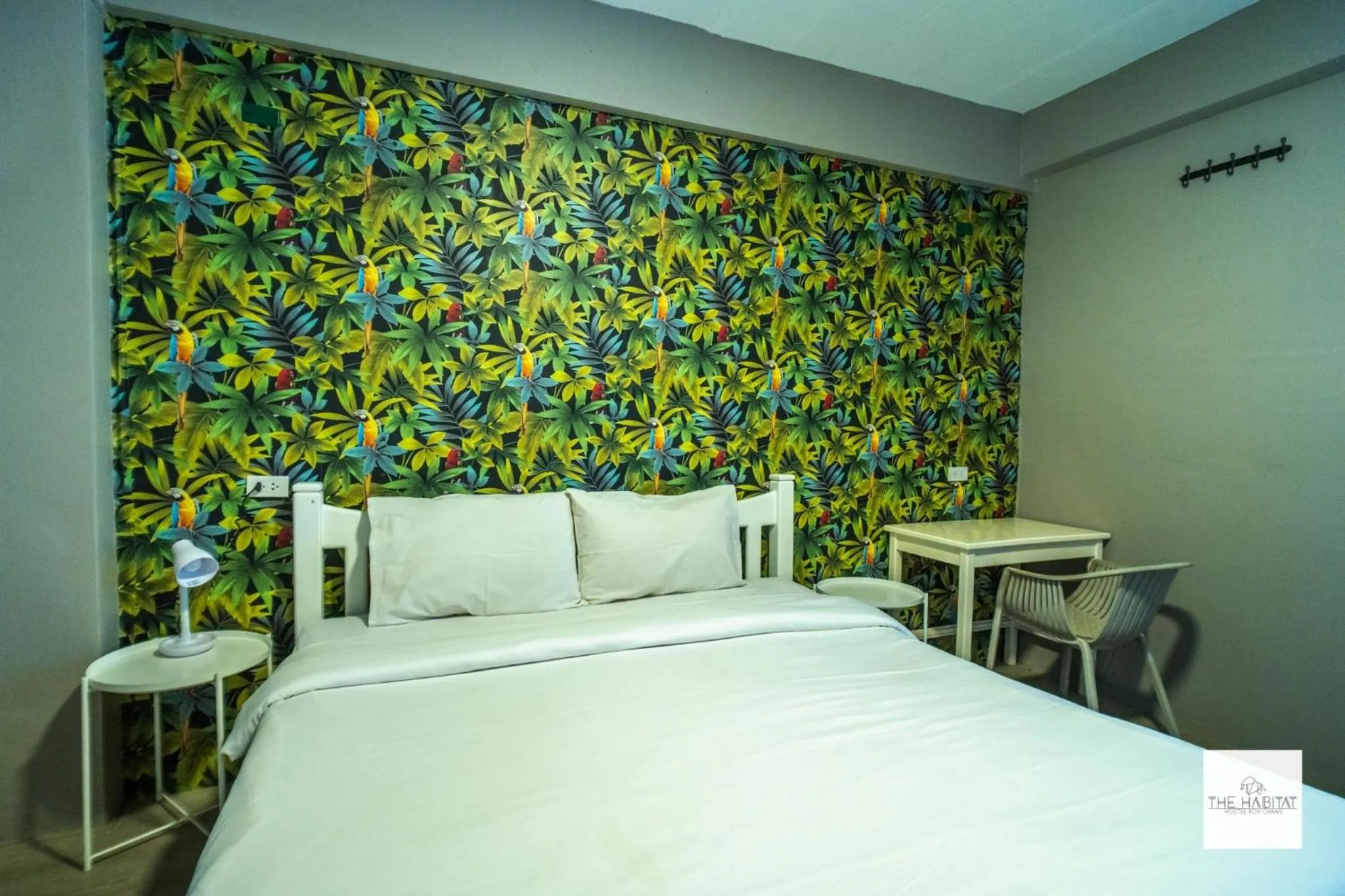 Photo of the whole room, Bed in THE HABITAT Koh Chang - VJ Island View