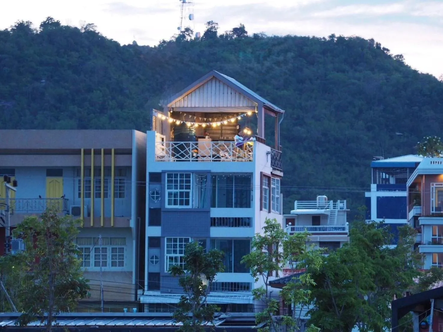 Property building in Jetty Huahin Hostel