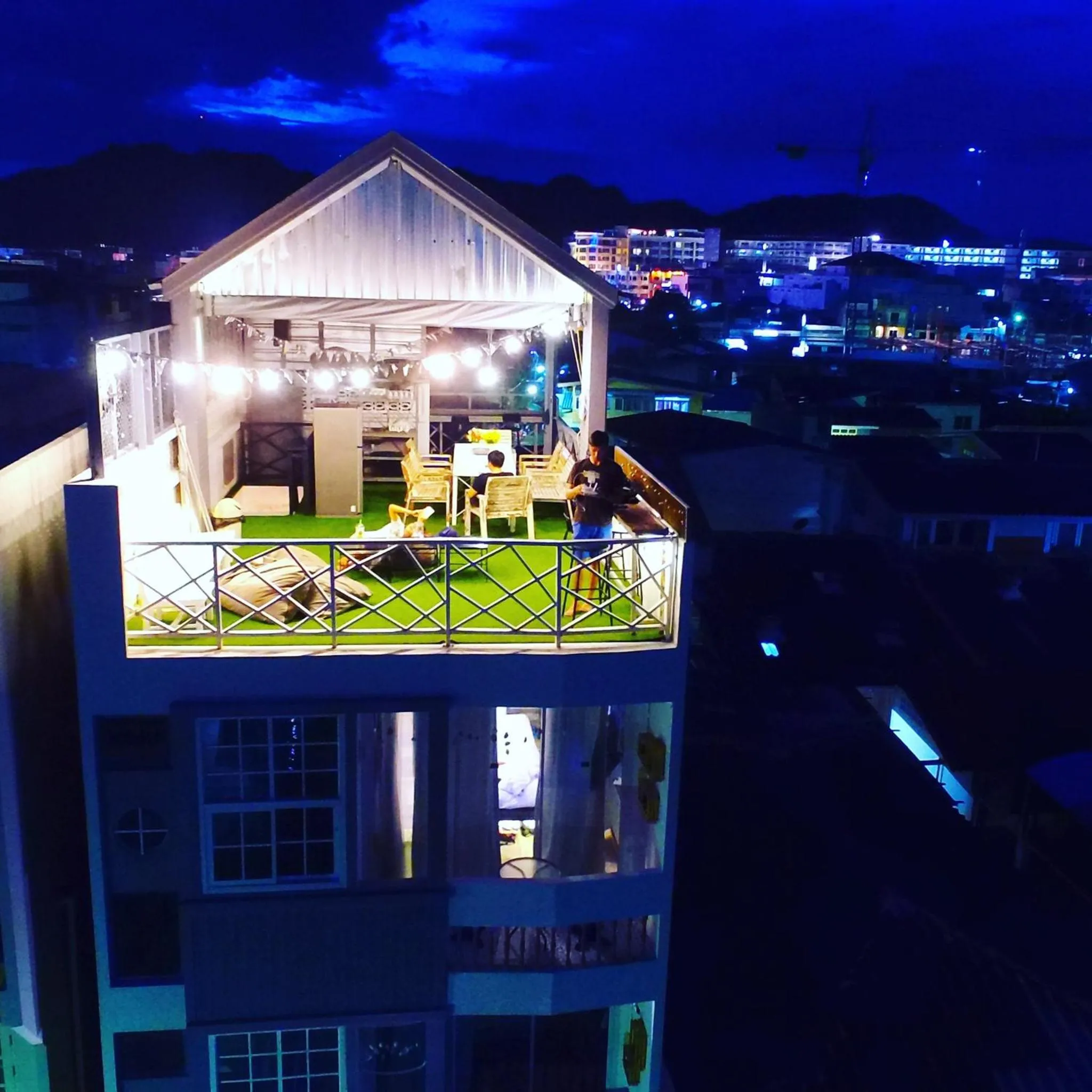 Property building in Jetty Huahin Hostel