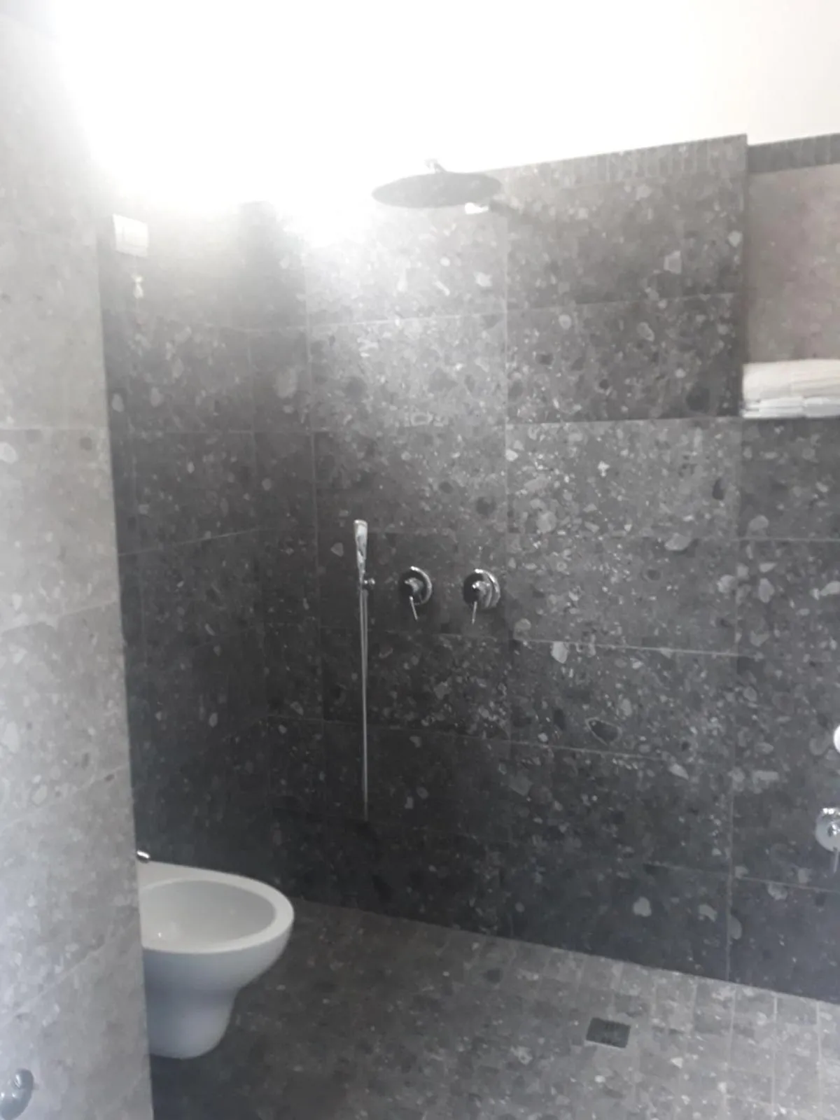 Shower in Hotel Torre Santamaria Resort