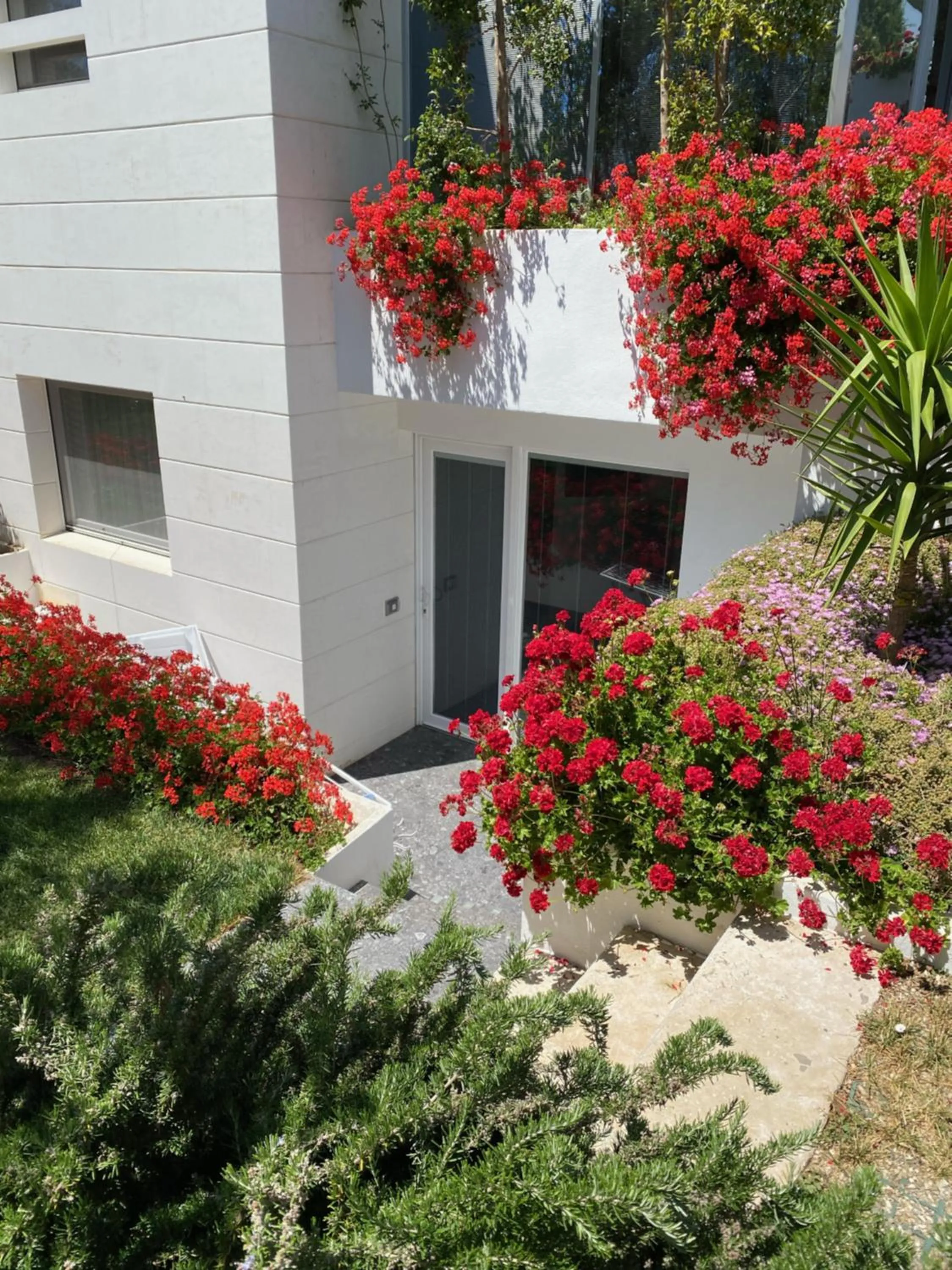 Property building in Hotel Torre Santamaria Resort