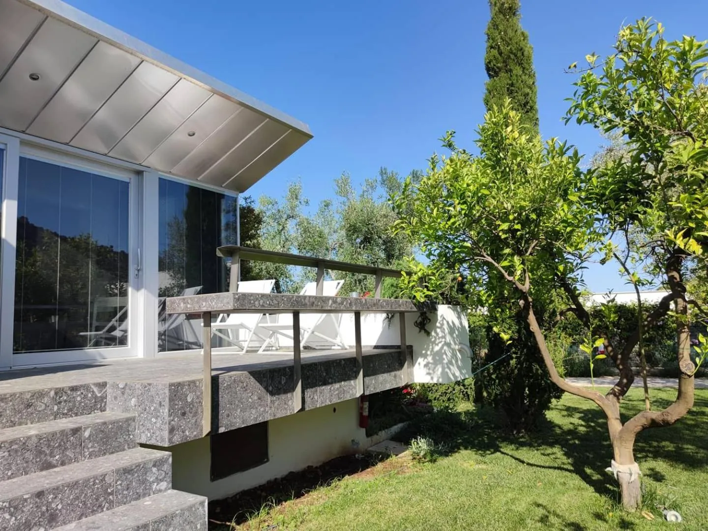 Property building in Hotel Torre Santamaria Resort