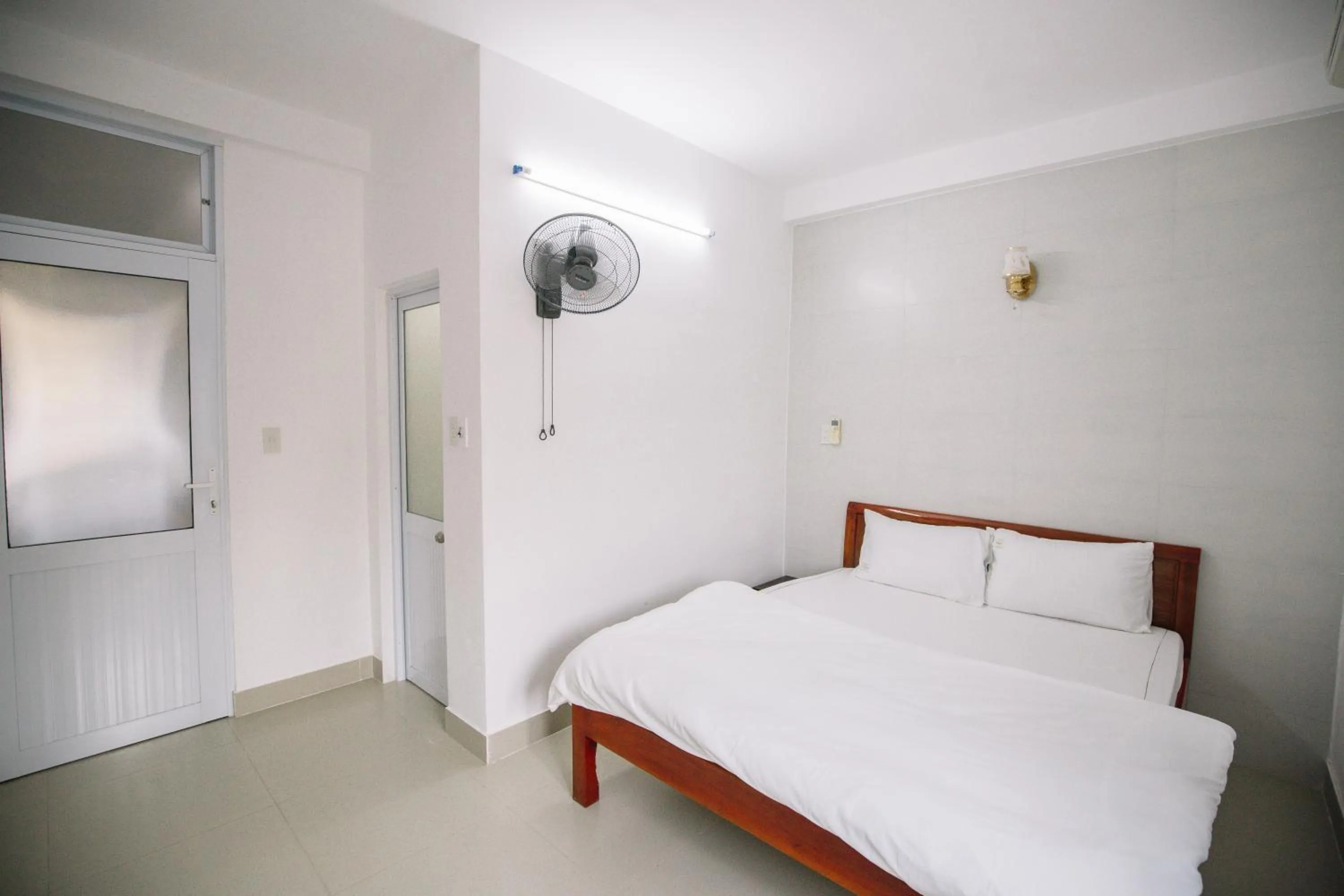 Bedroom in Lum Dong Tien Hotel