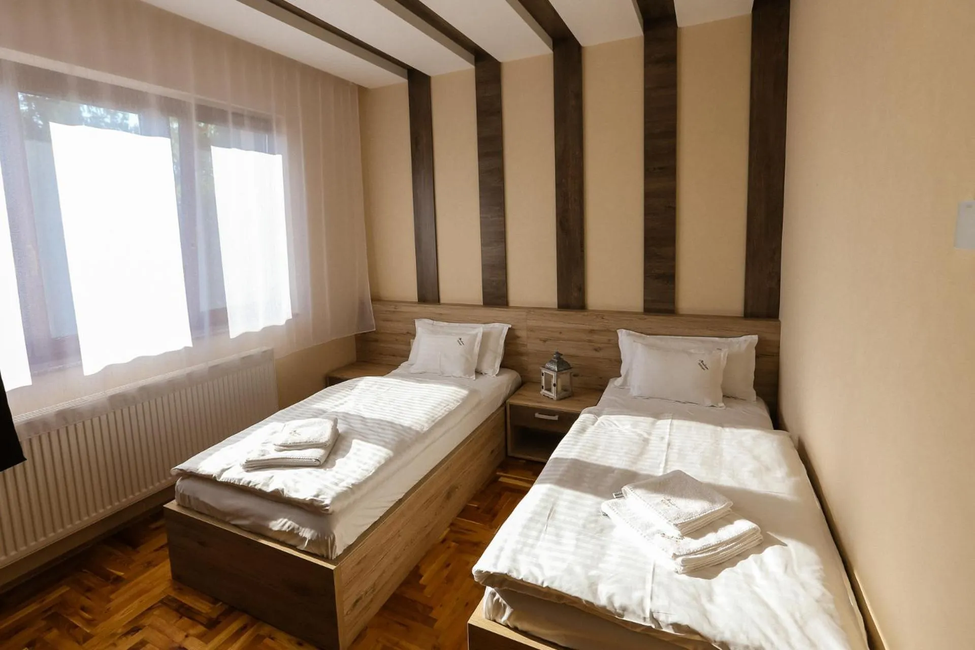 Bed in Madison Village