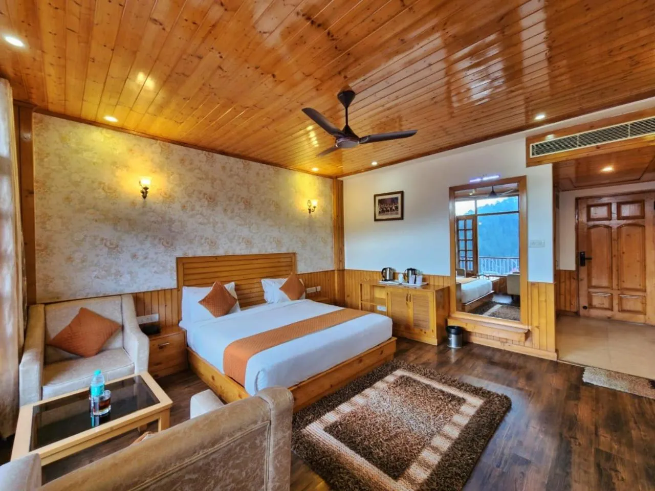 Bed in KAMNA HILL RESORT a Boutique cottages