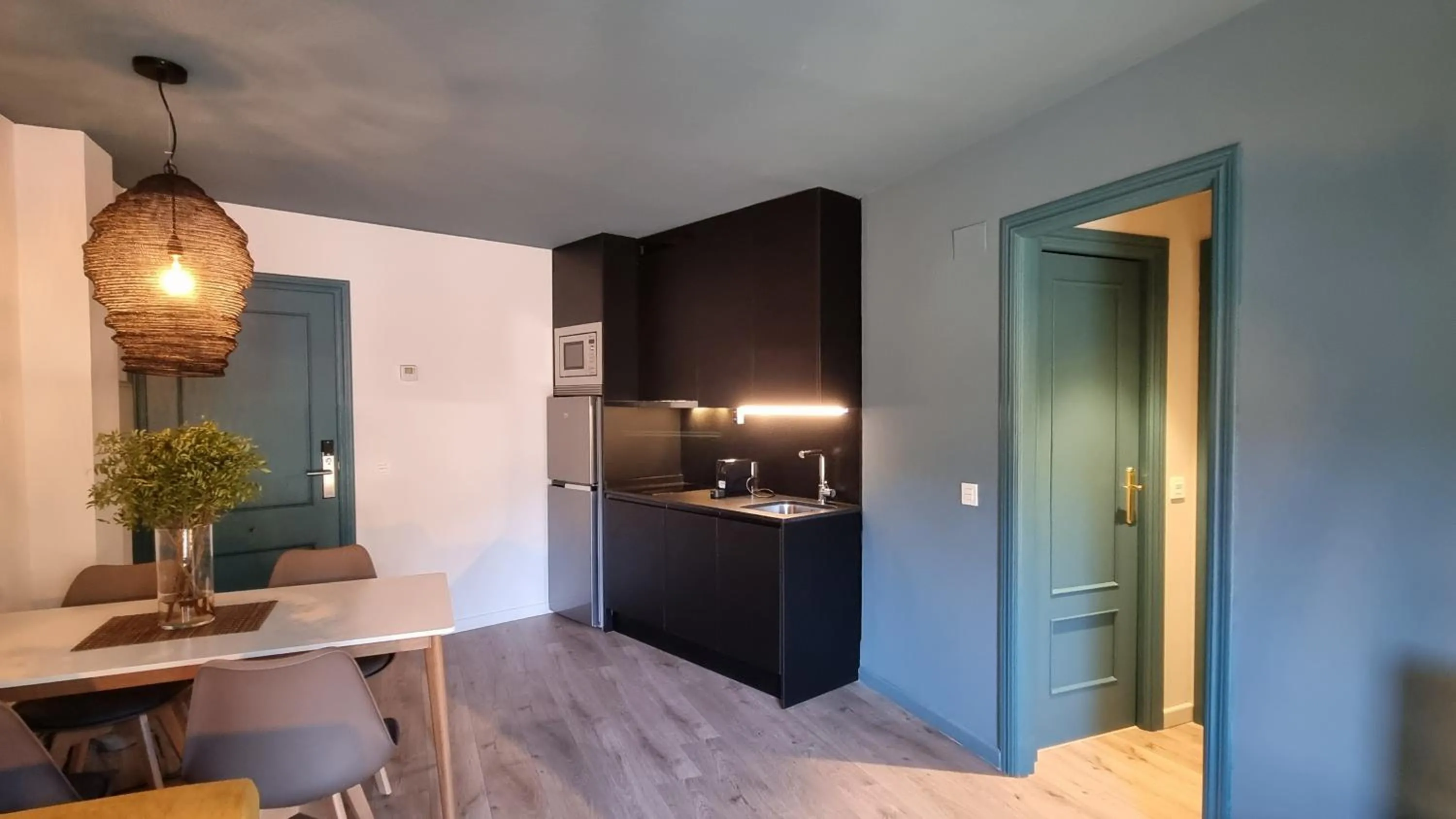 Kitchen or kitchenette in Apartamentos LCR Boutique, LCR Suites y LCR Los Valles