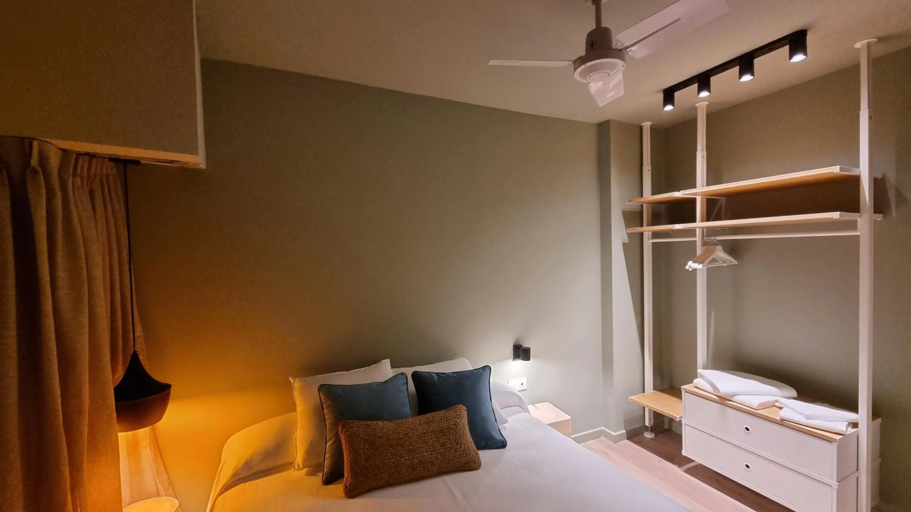 Bed in Apartamentos LCR Boutique, LCR Suites y LCR Los Valles