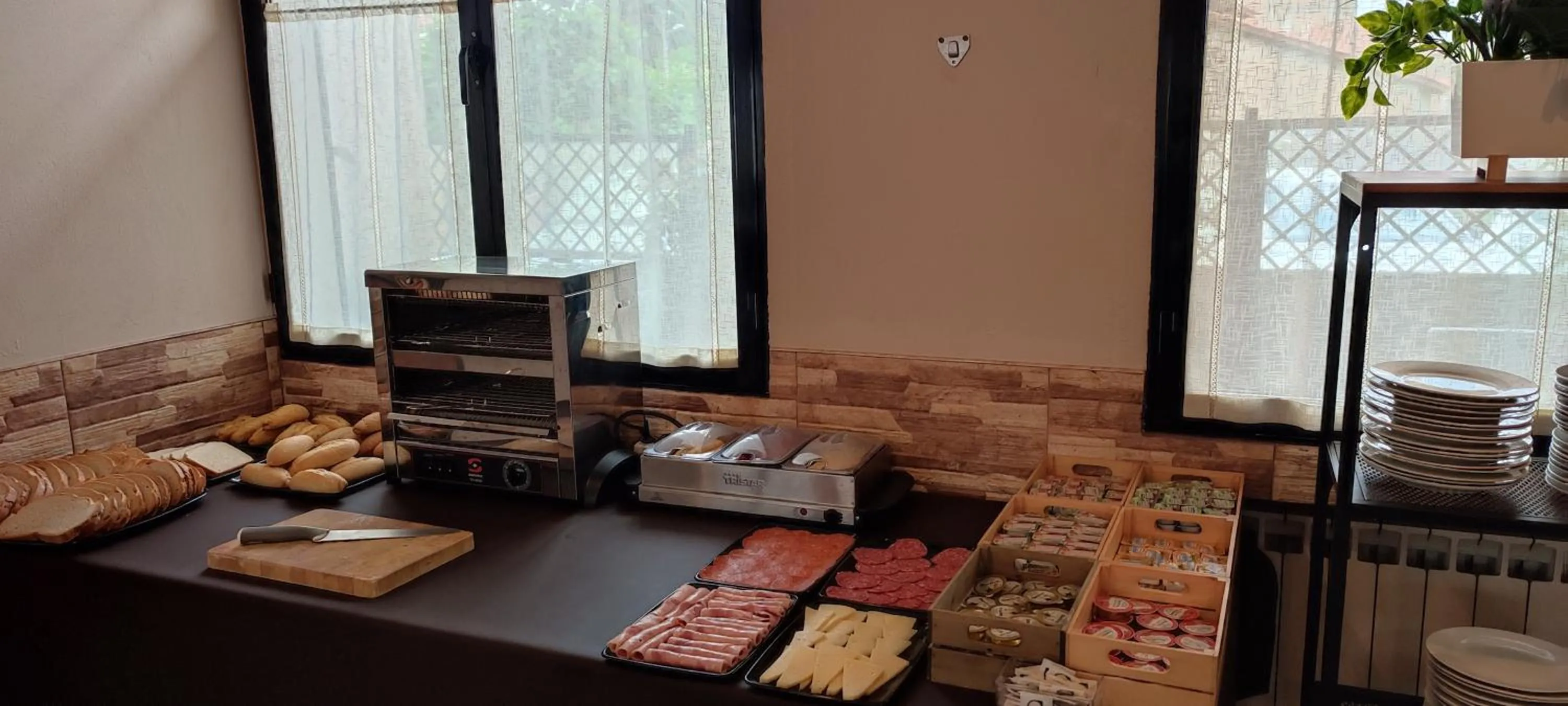 Buffet breakfast in La Chopera