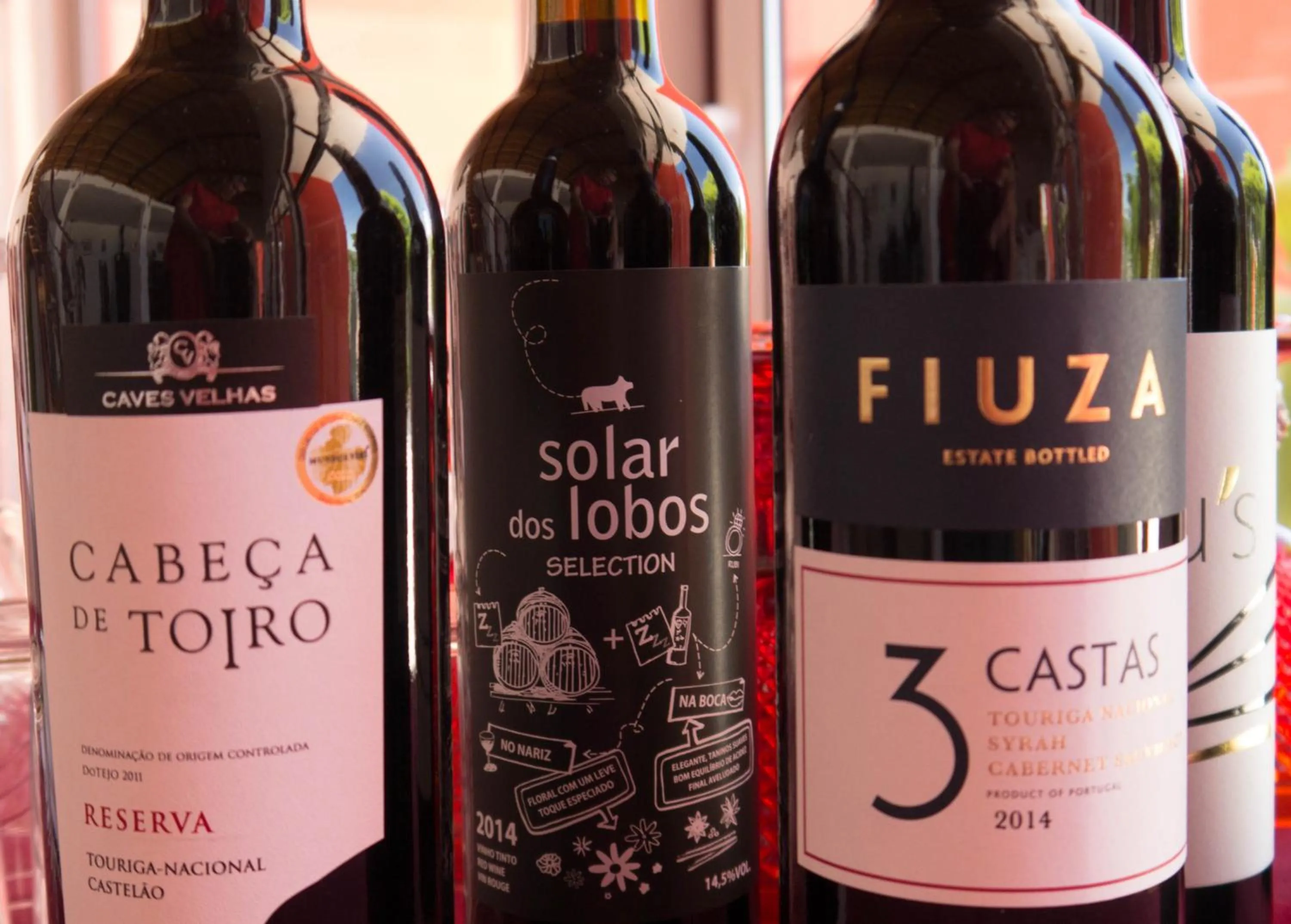 Property building in Casa d´Edite