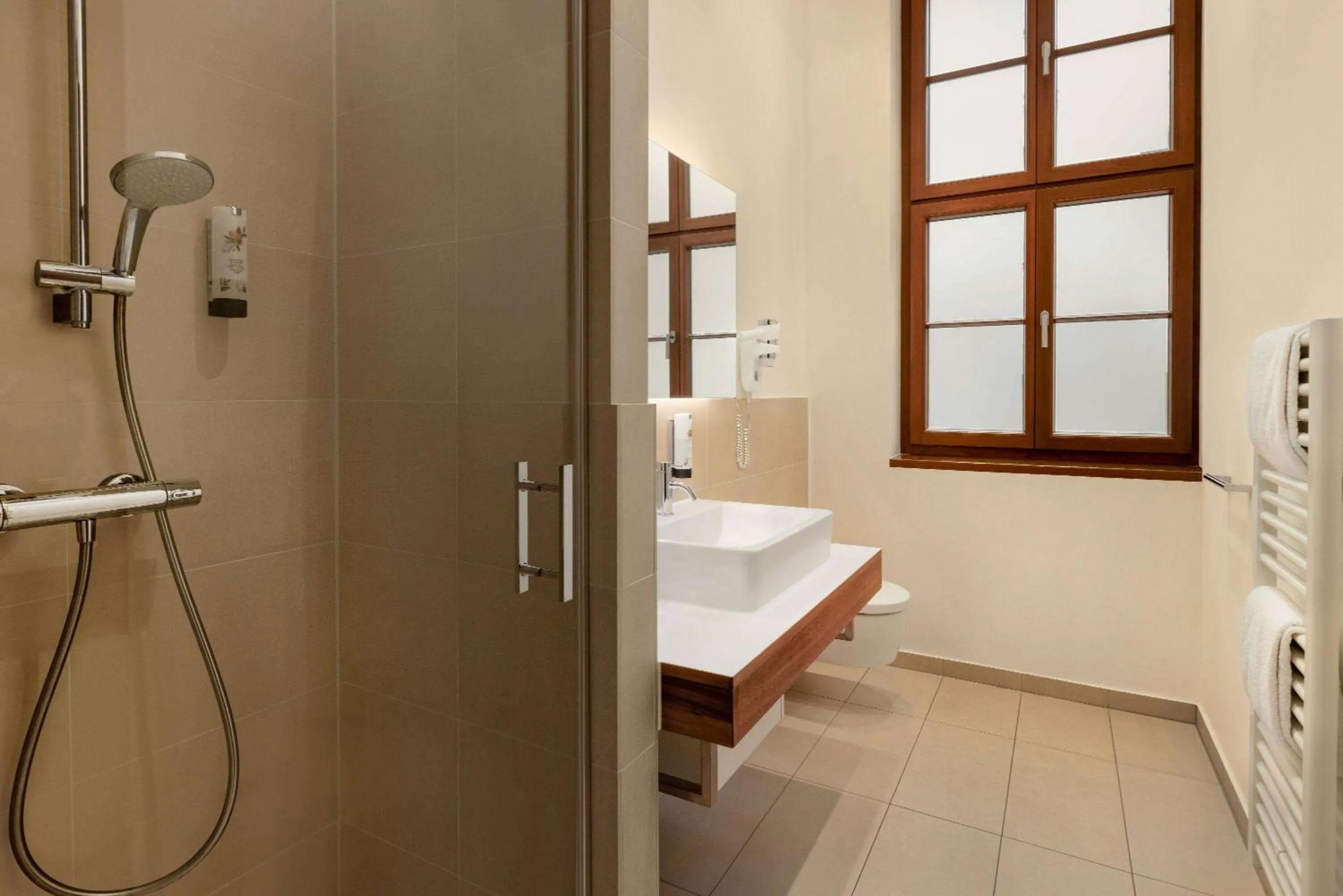 TV and multimedia in Amedia Plaza Dresden, Trademark Collection by Wyndham