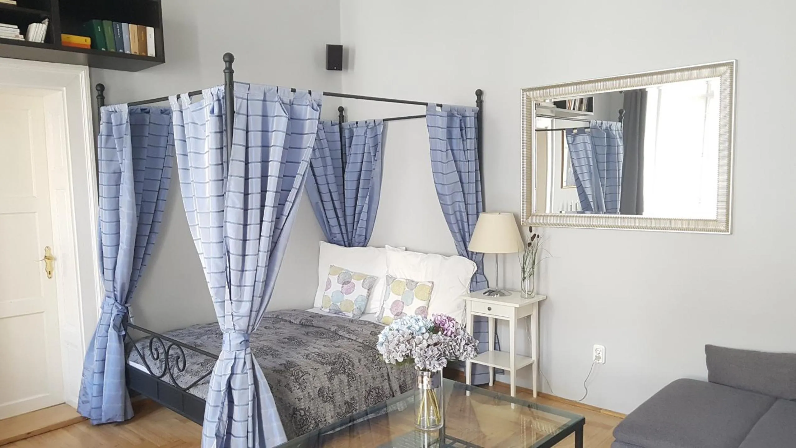 Living room, Bed in BMG Apartment Basilica