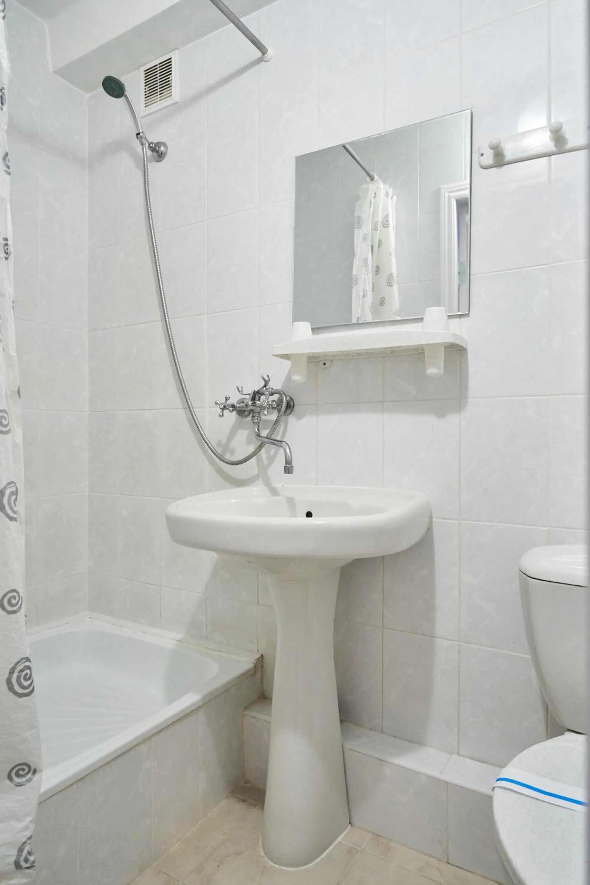 Bathroom in Hotel Druzhba