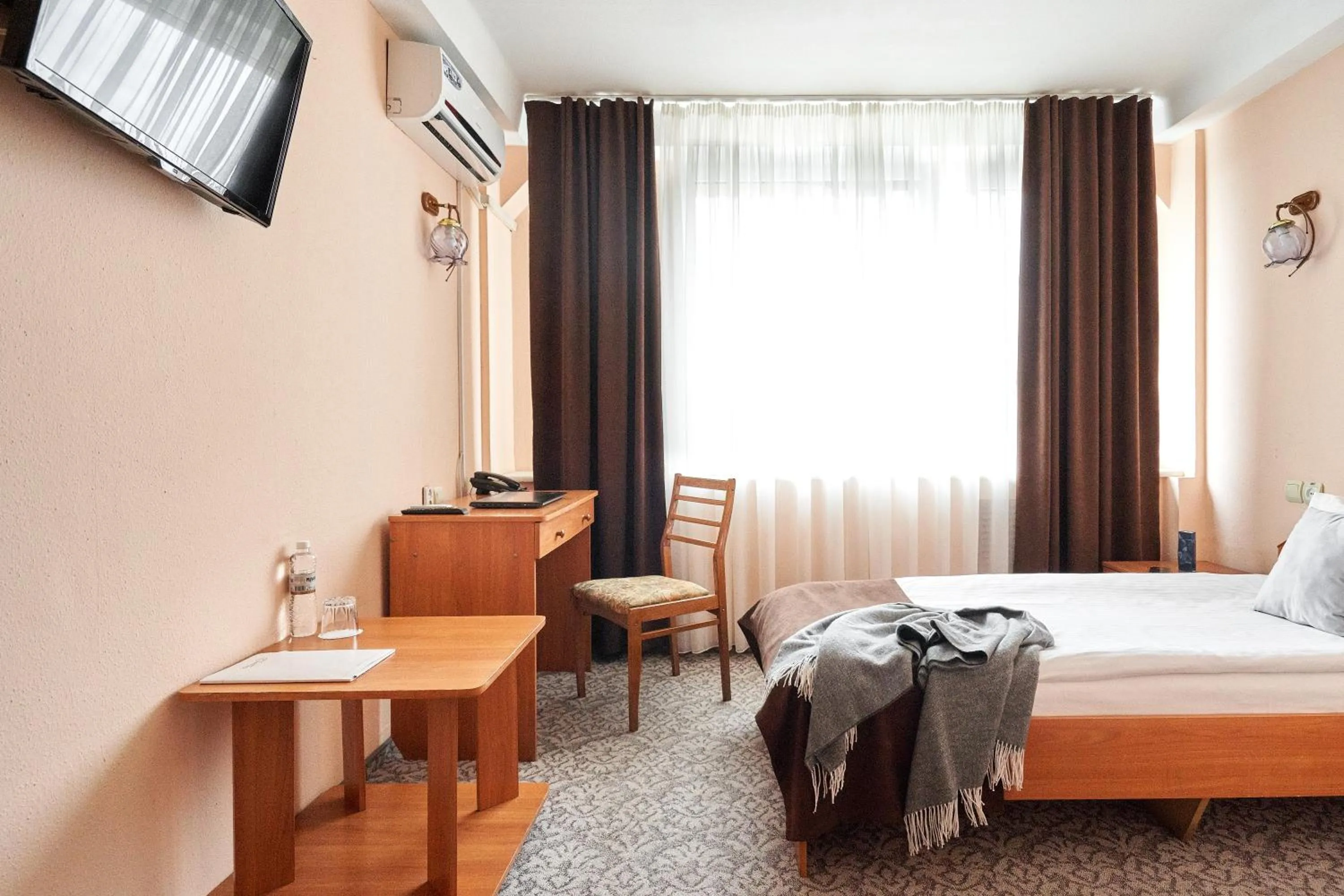 Photo of the whole room, Bed in Hotel Druzhba