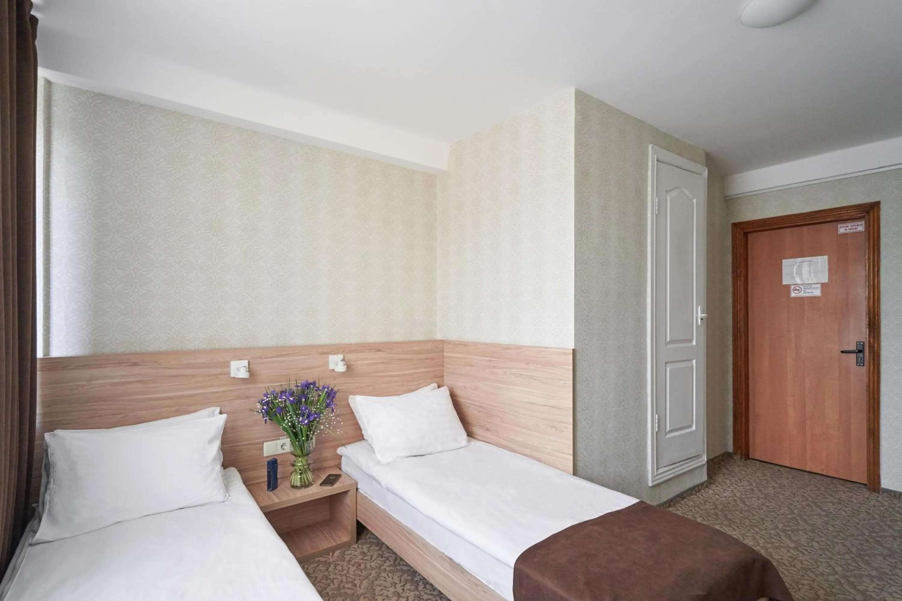 Bed in Hotel Druzhba