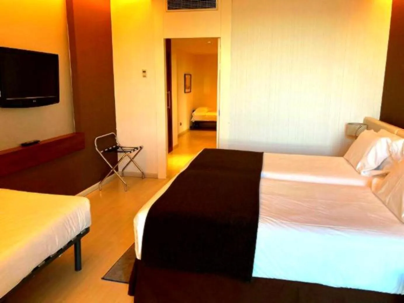 Bed in Hotel Diagonal Plaza