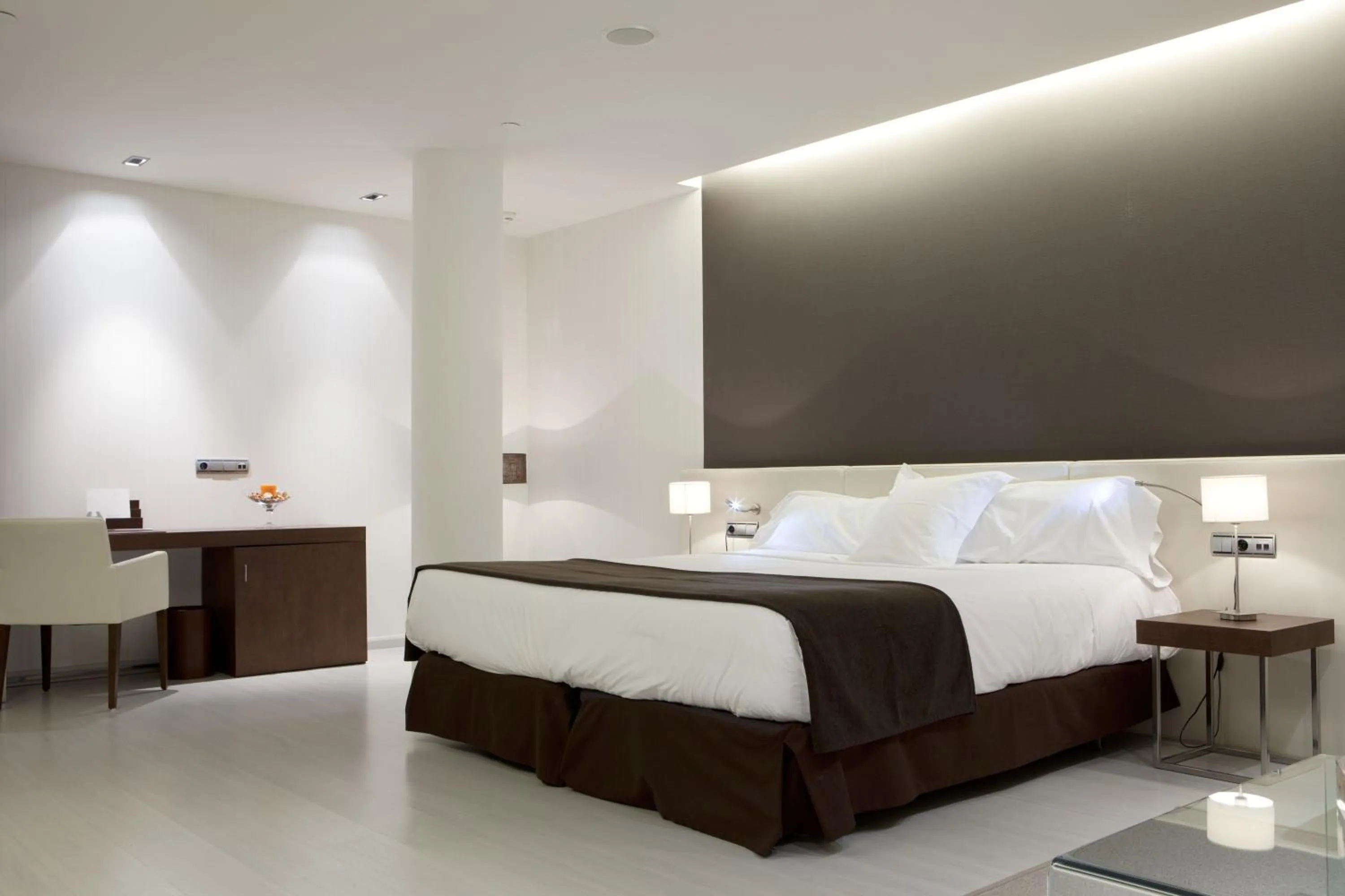 Photo of the whole room, Bed in Hotel Diagonal Plaza