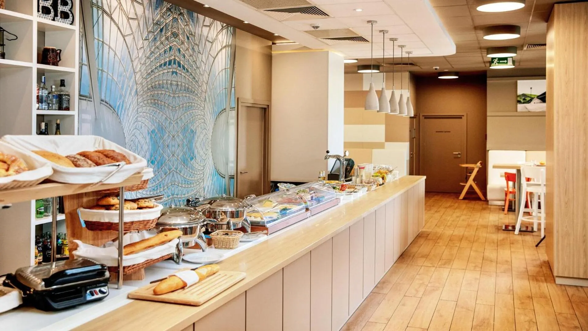 Restaurant/places to eat in B&B HOTEL Katowice Centrum