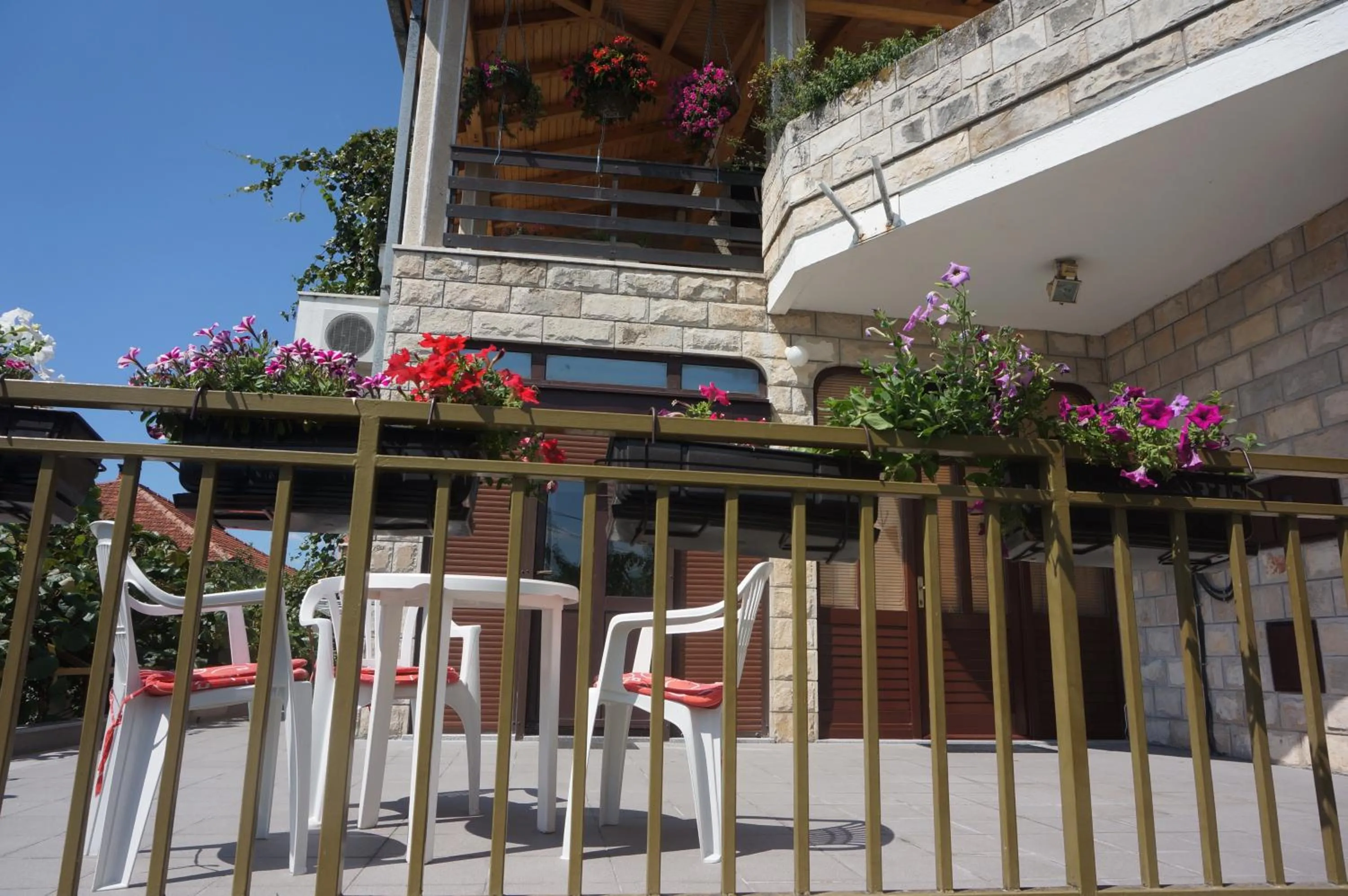 Apartments Bozic