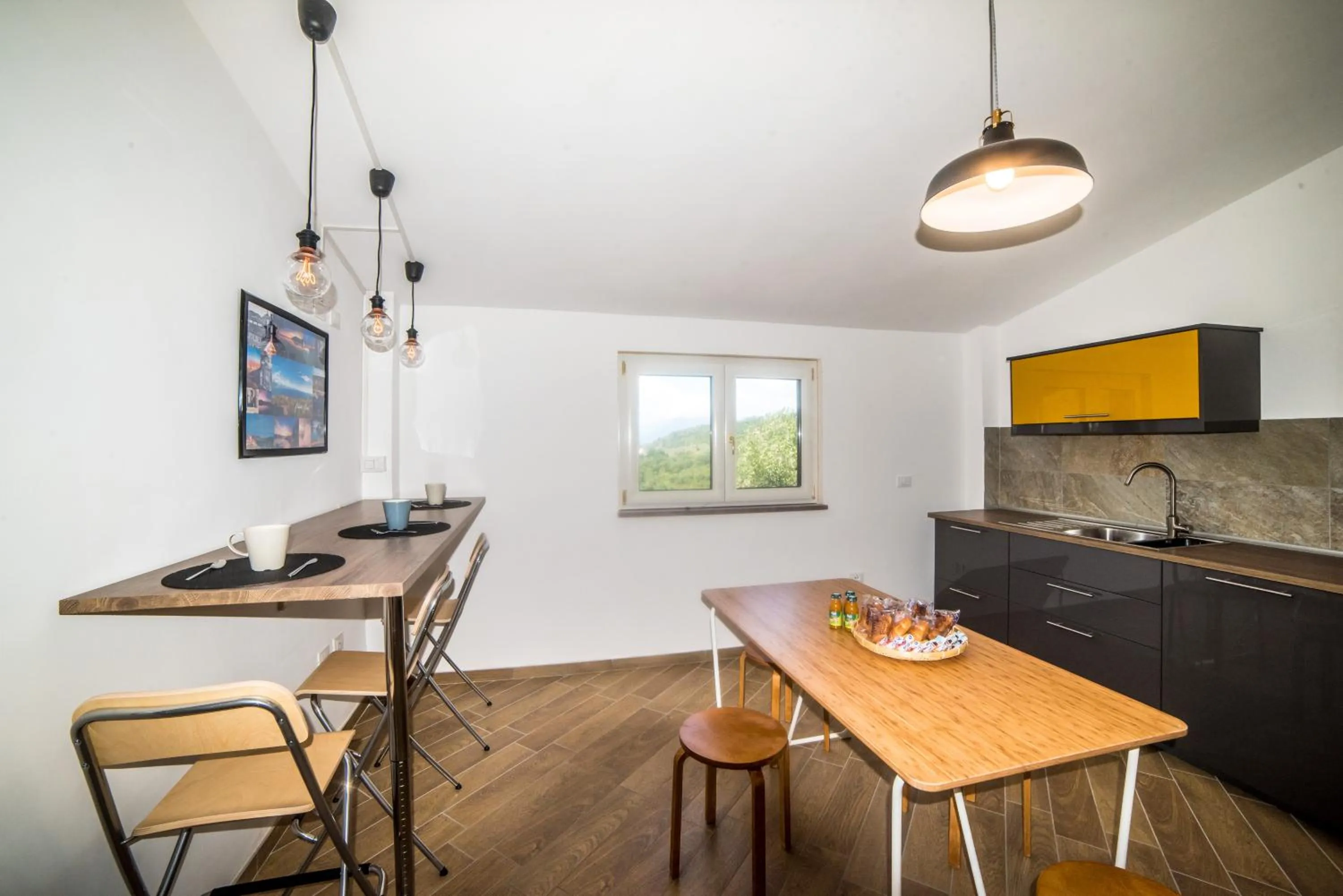 Communal kitchen in Le Voyageur Cilento