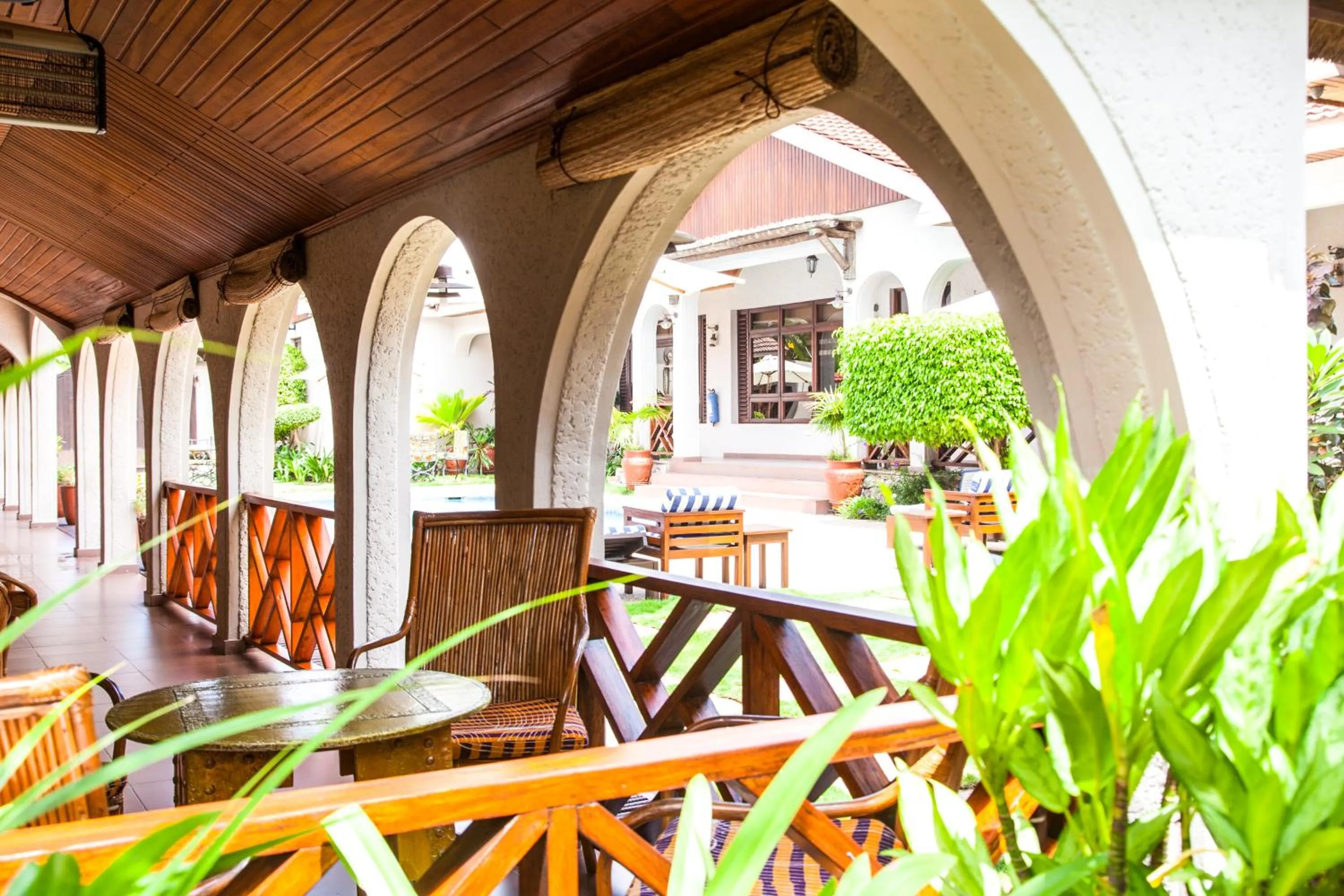 Mahogany Lodge, Cantonments