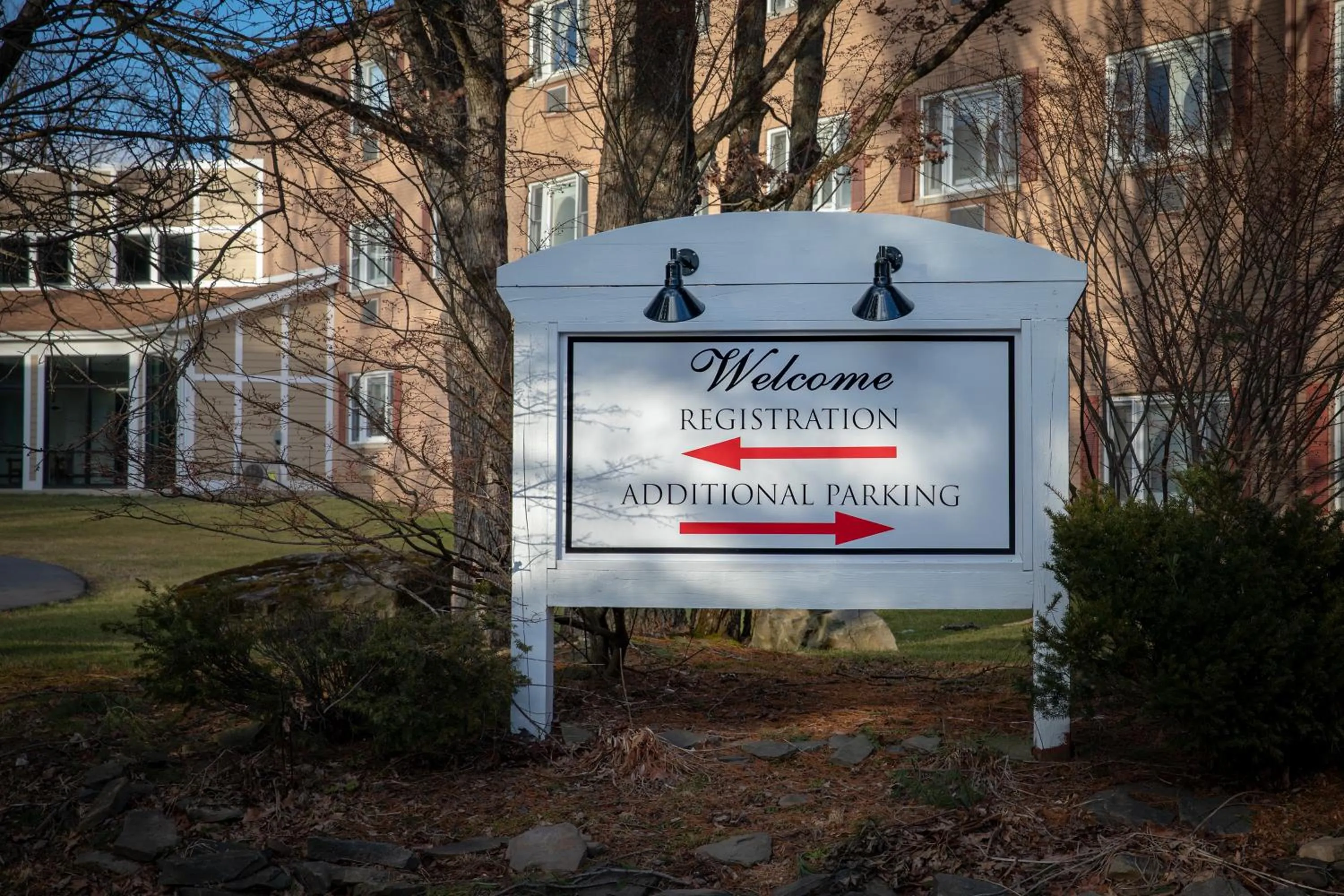 Facade/entrance in Carriage House Country Club