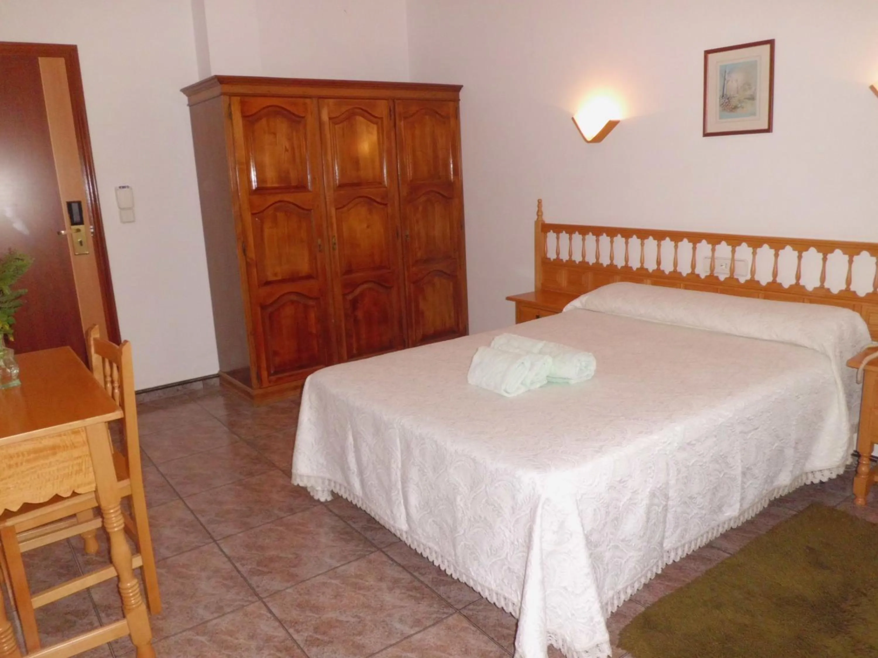 Photo of the whole room in Hotel Brisa