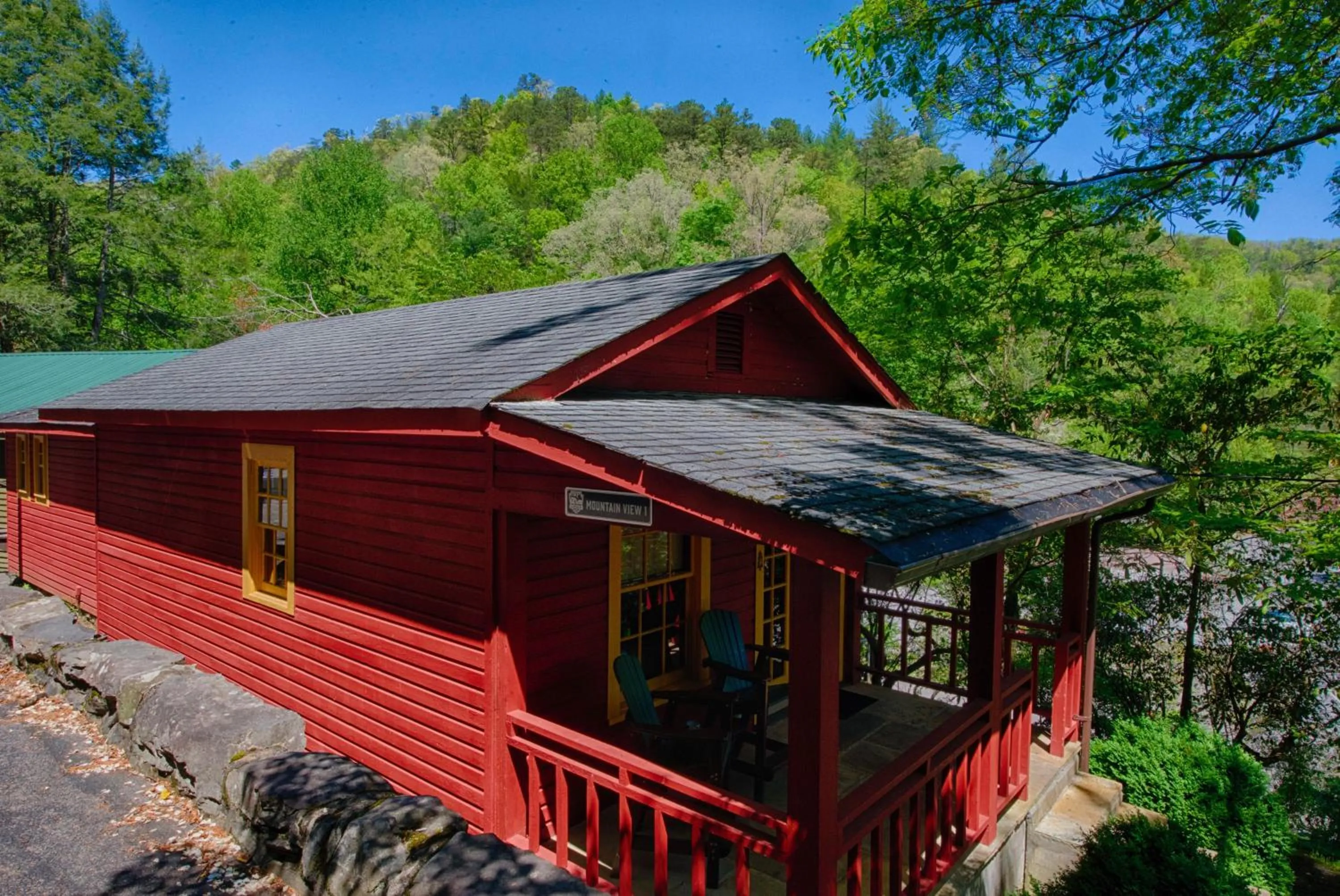 Property building in Historic Tapoco Lodge Resort