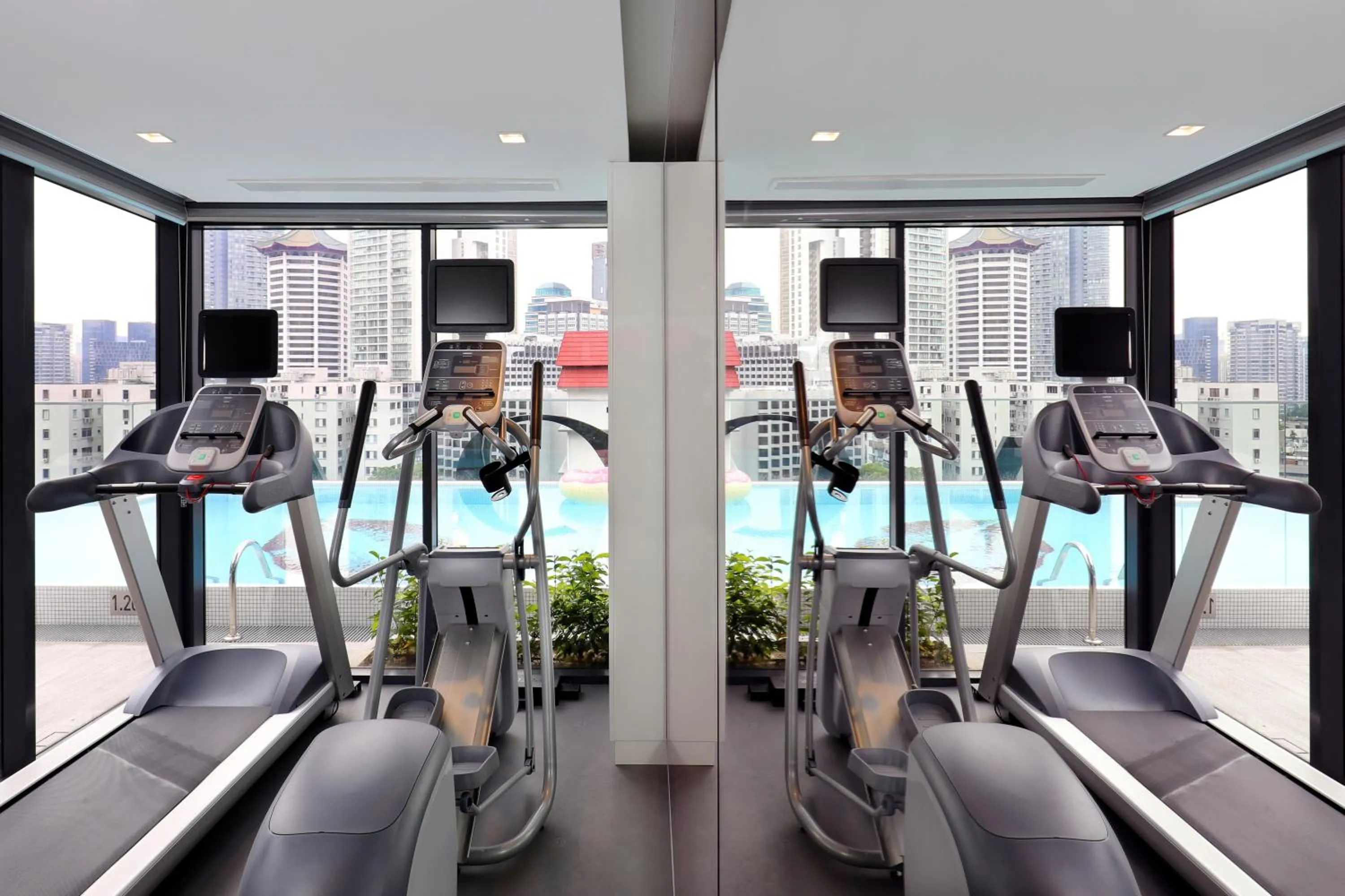 Fitness centre/facilities in Oakwood Studios Singapore