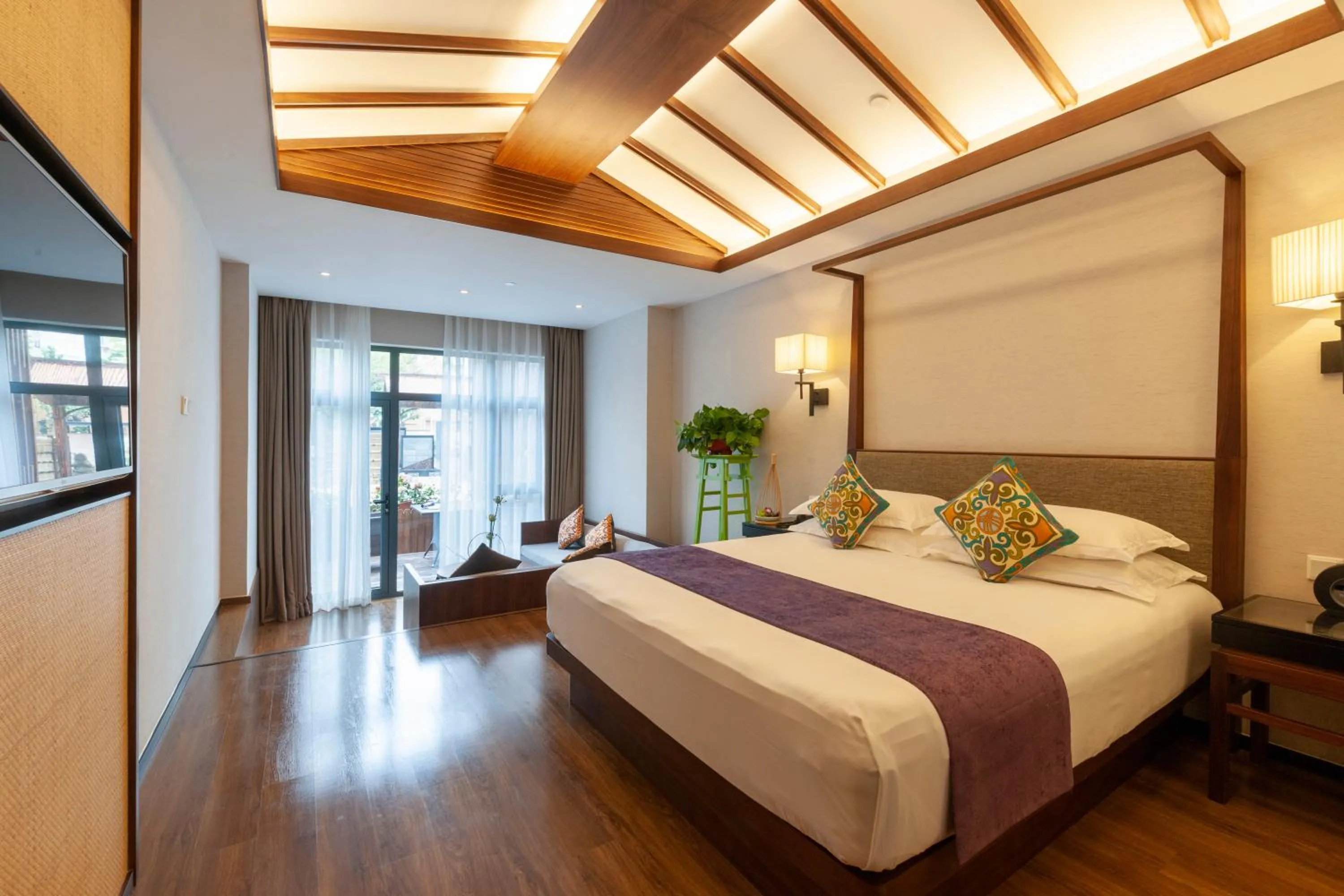 Photo of the whole room, Bed in SSAW Boutique Shanghai South Xuhui RiYueGuang