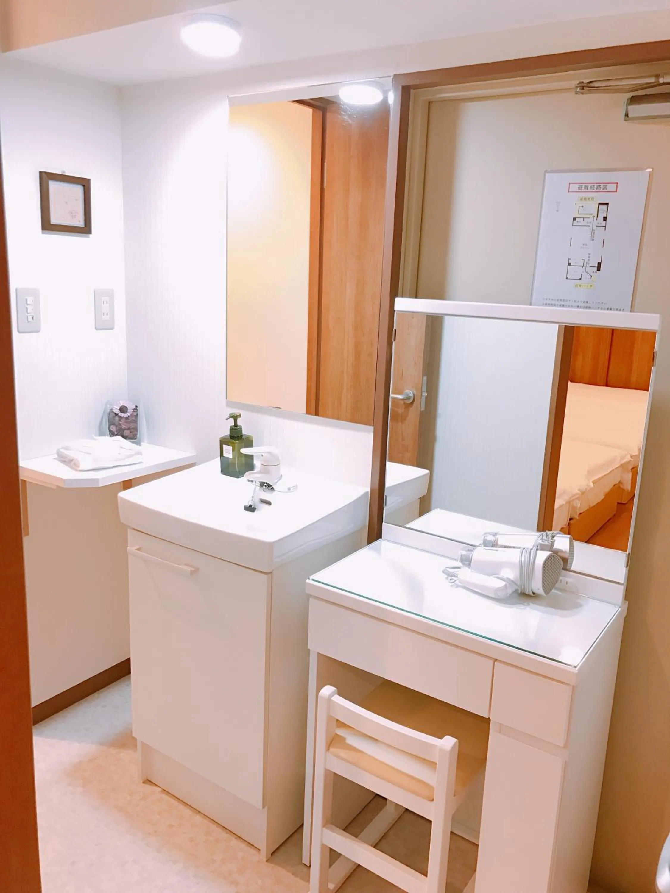 Photo of the whole room in Sarangbang