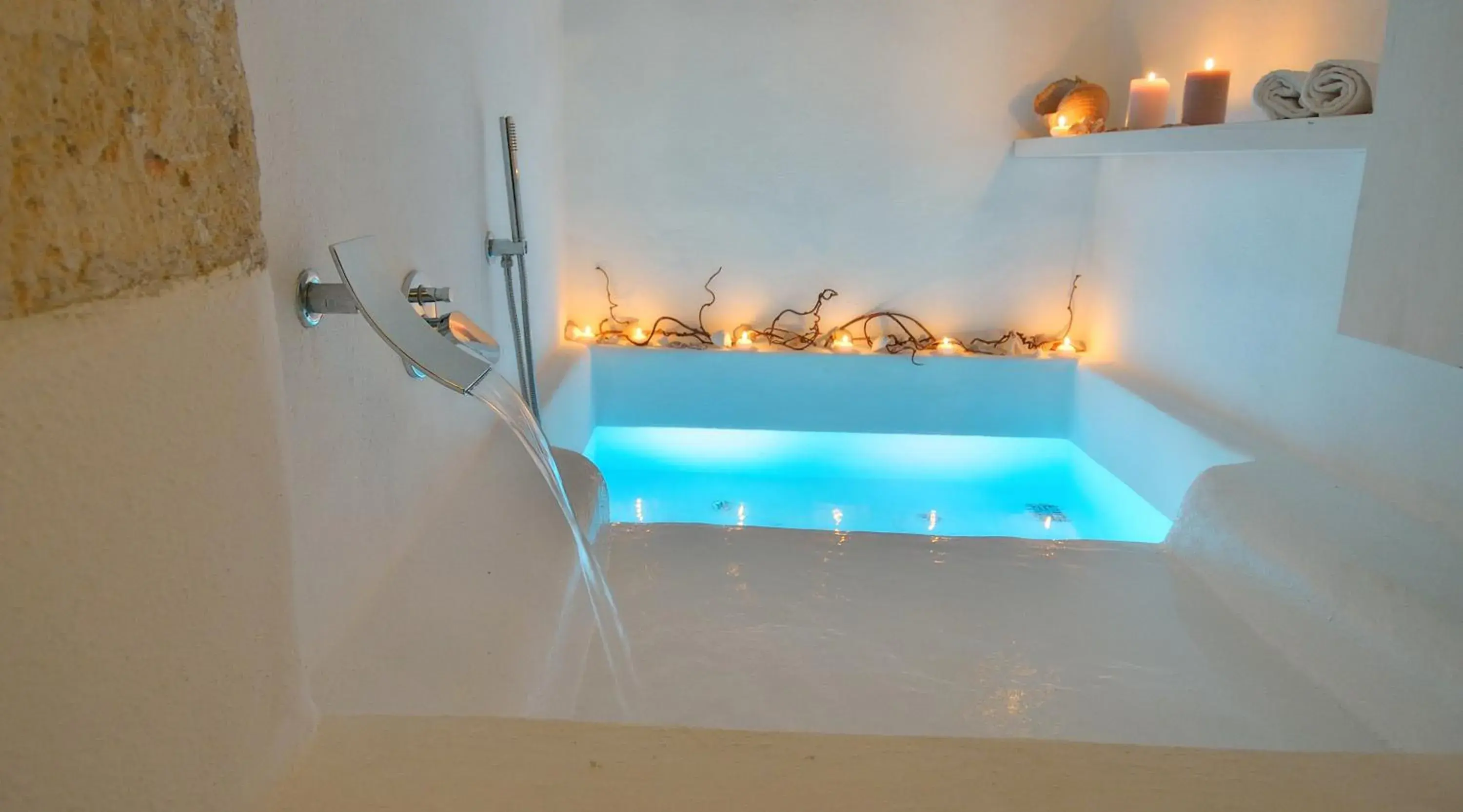 Superior King Suite in Palazzo Kapece Superior King Suite in Palazzo Kapece