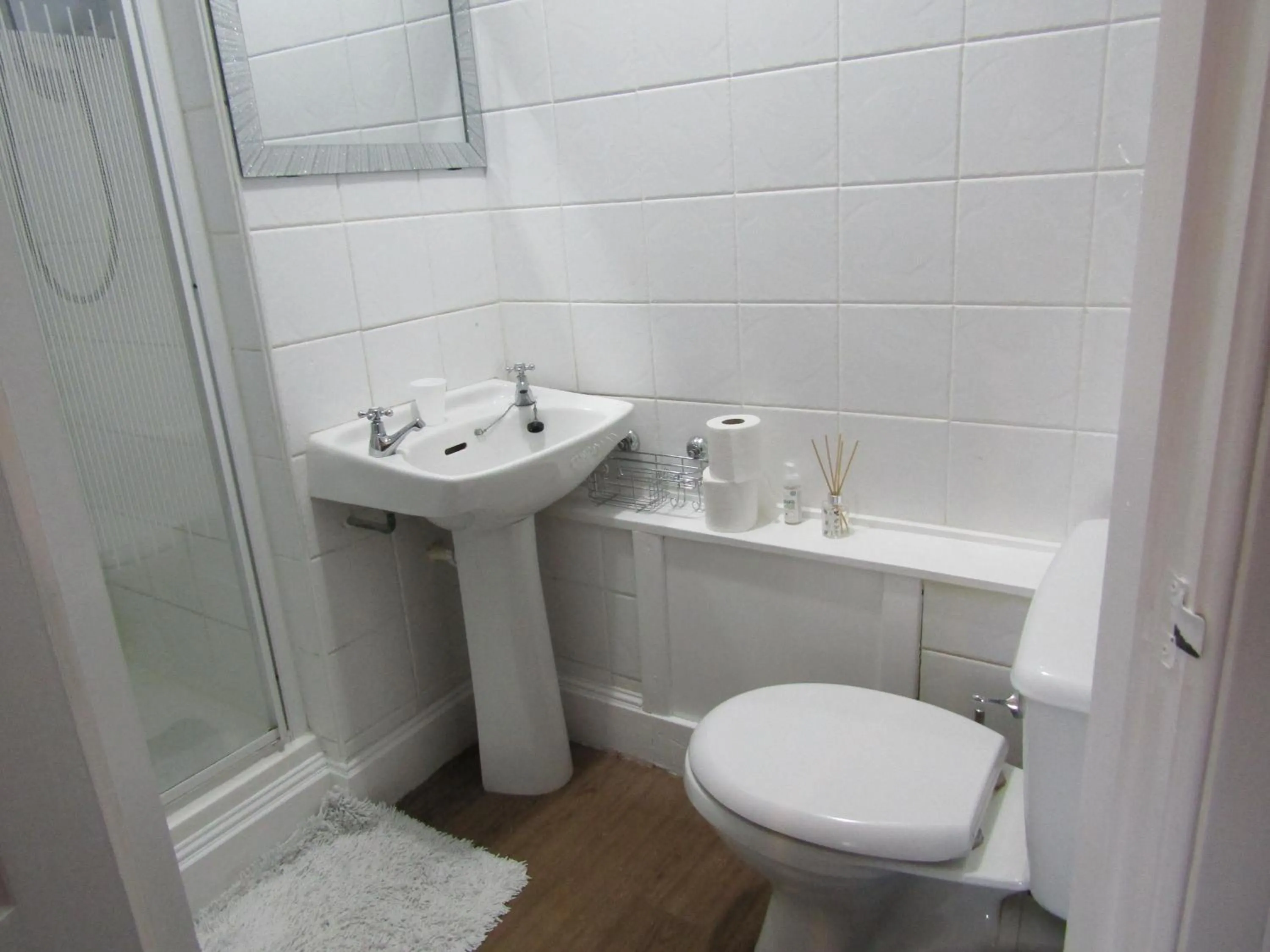 Bedroom in The Crown Hotel