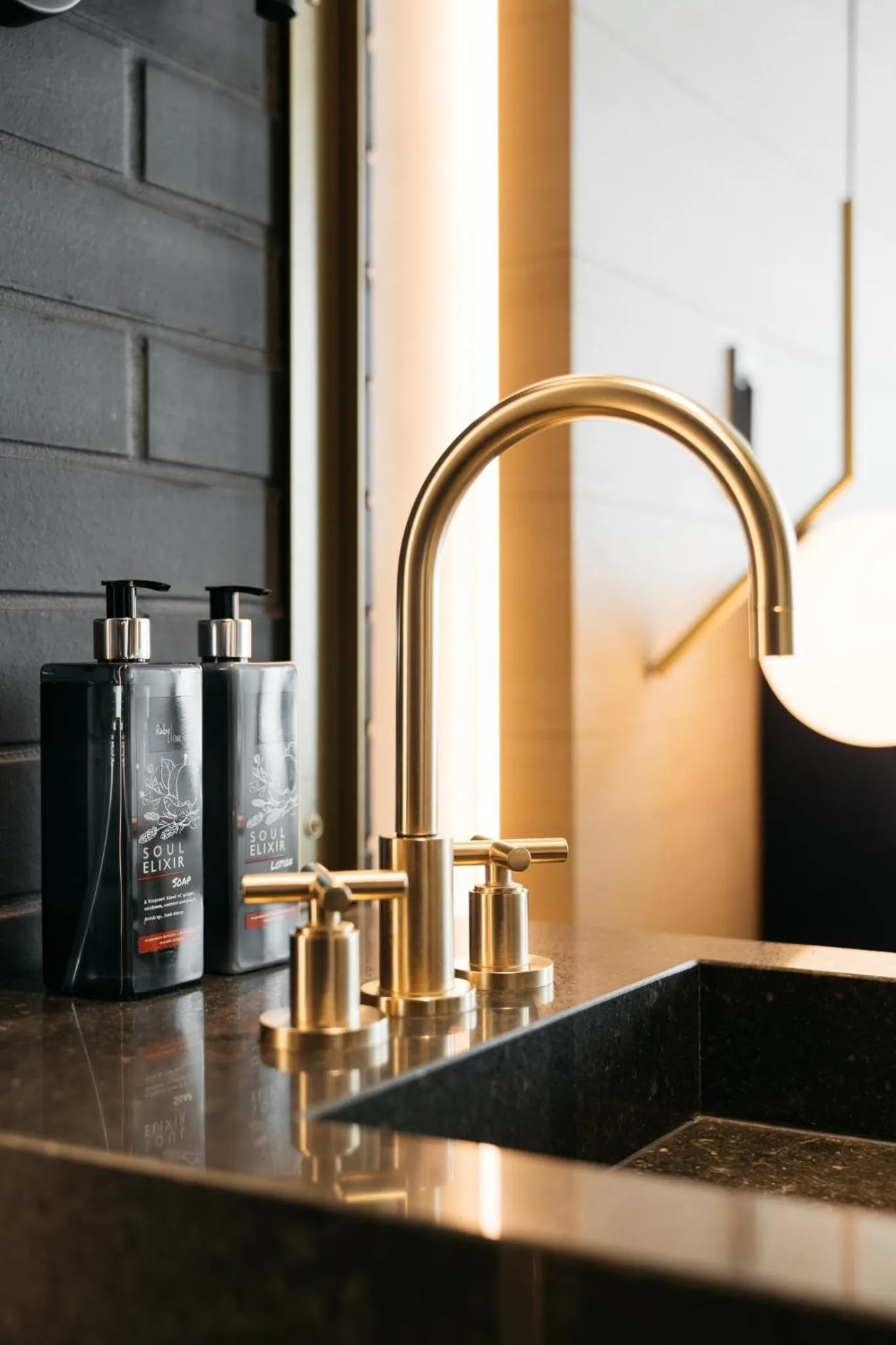 Bathroom in Ruby Emma Hotel Amsterdam