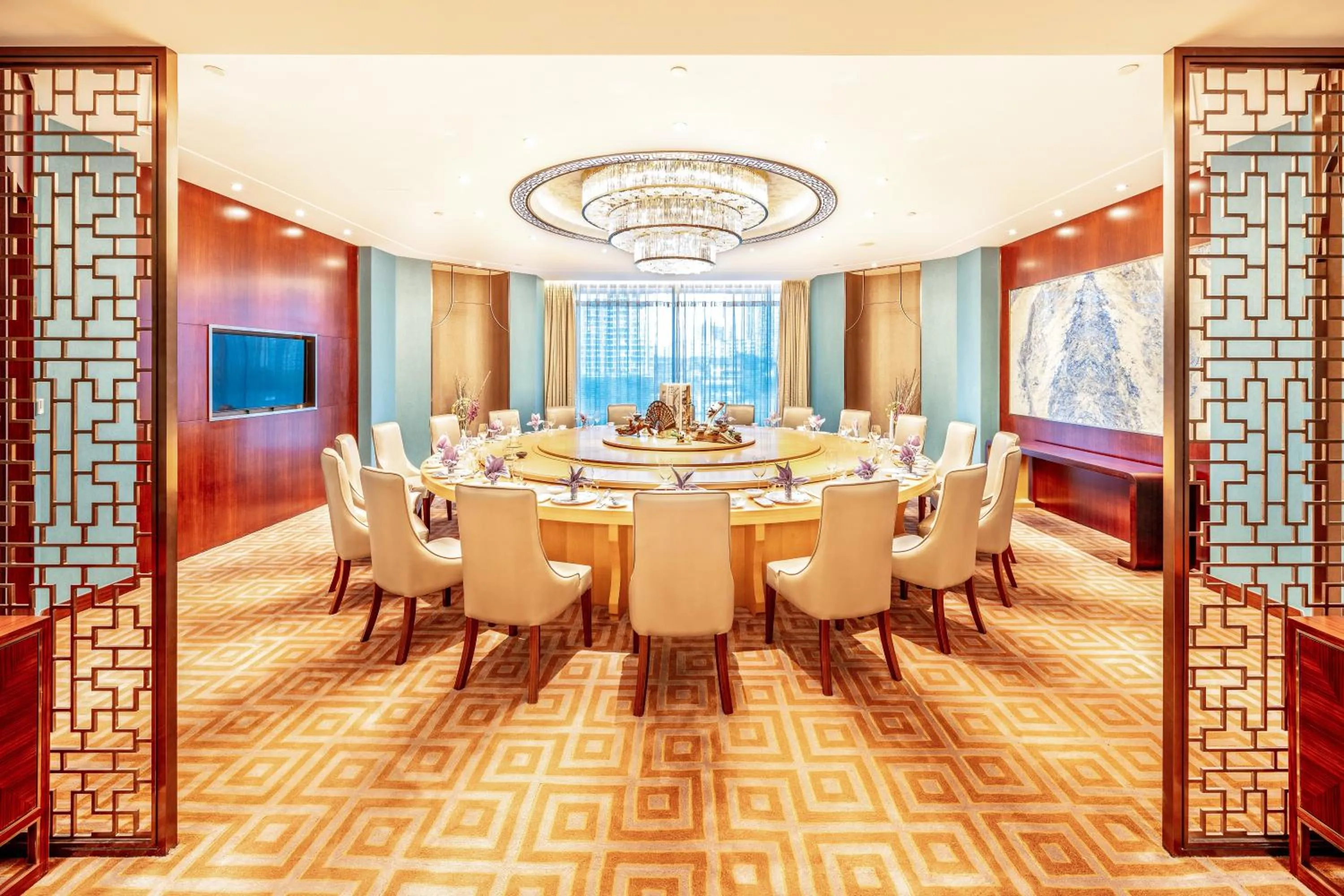 Restaurant/places to eat in Holiday Inn Neijiang Riverside by IHG