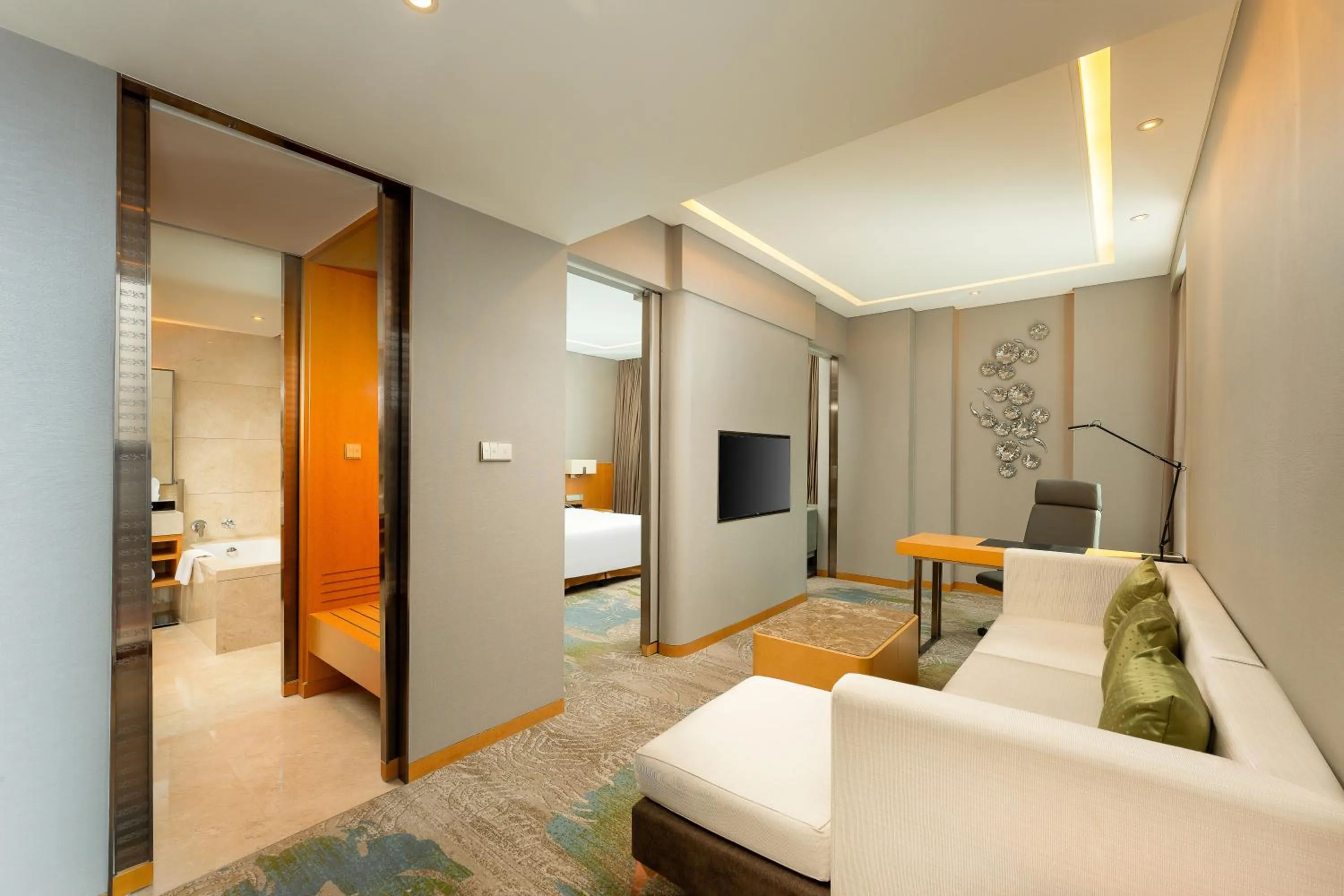 Photo of the whole room in Holiday Inn Neijiang Riverside by IHG