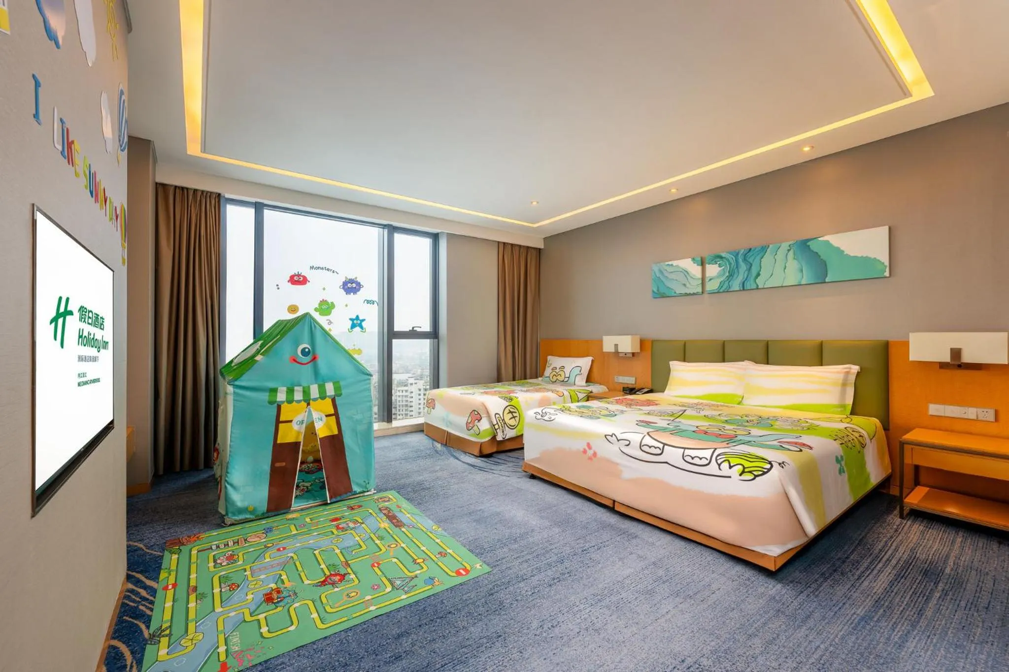 Photo of the whole room, Bed in Holiday Inn Neijiang Riverside by IHG