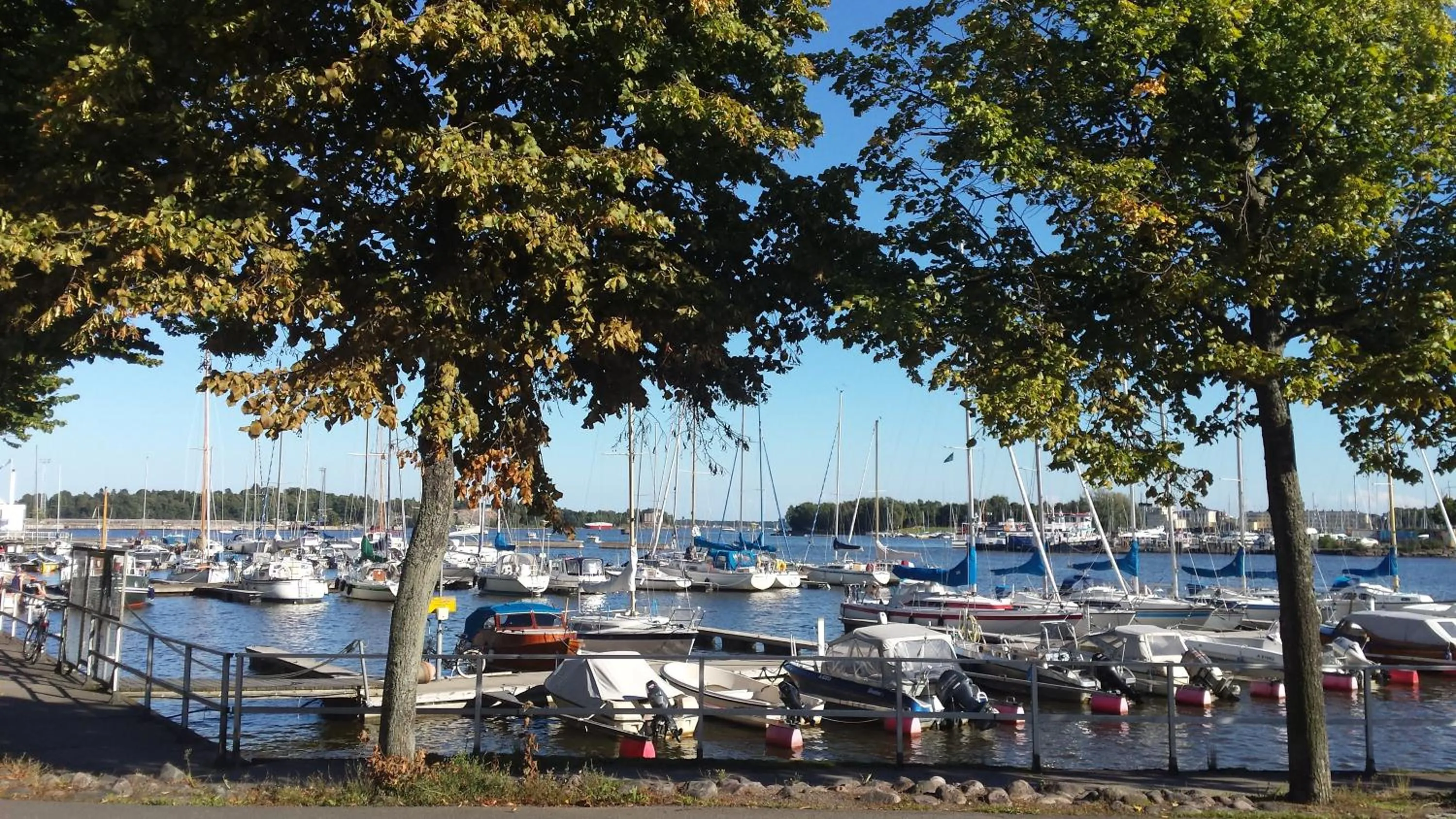 Natural landscape in Seaside Downtown Apartment with private parking