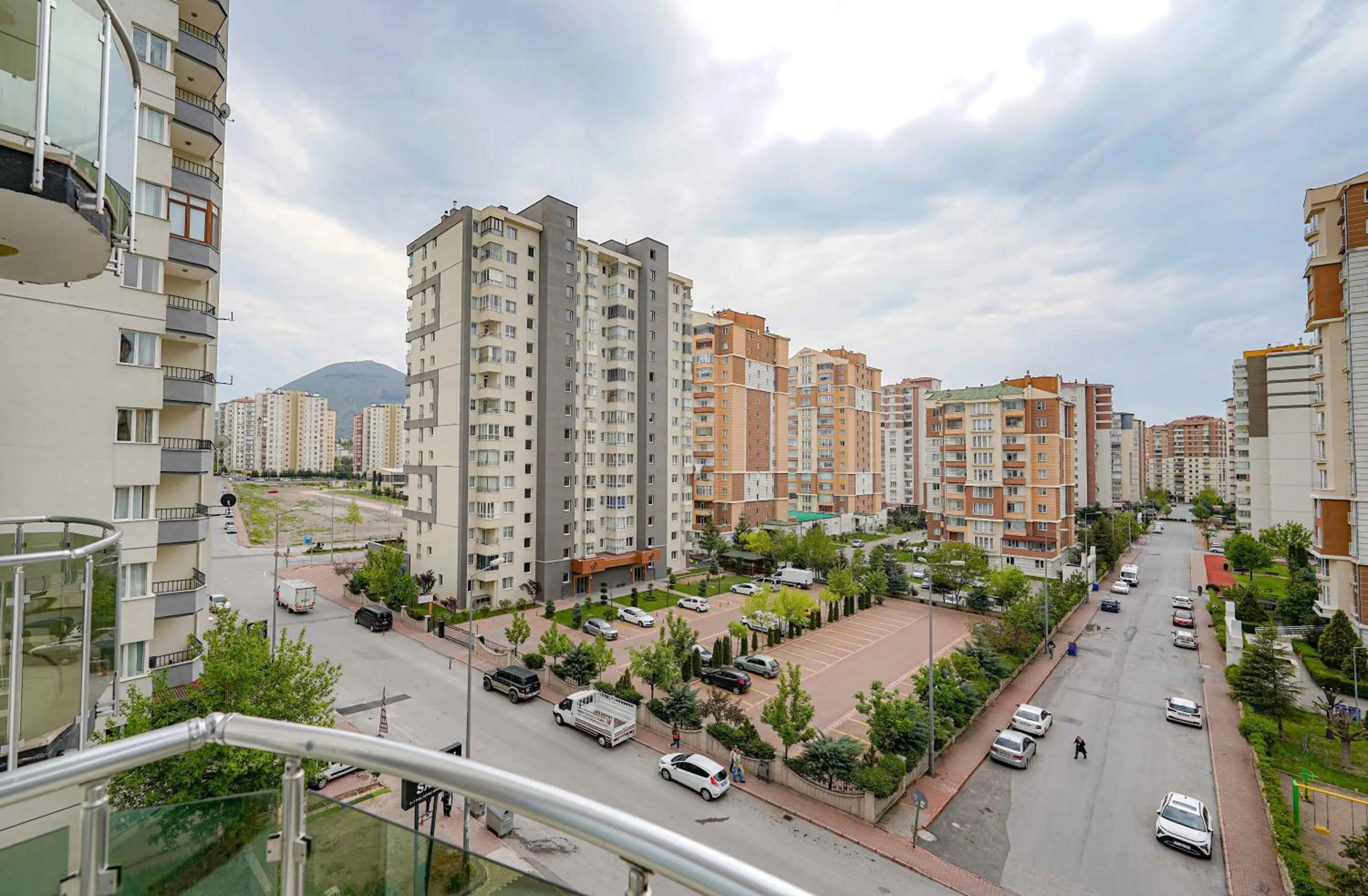 Property building in Duman Safir Rezidans