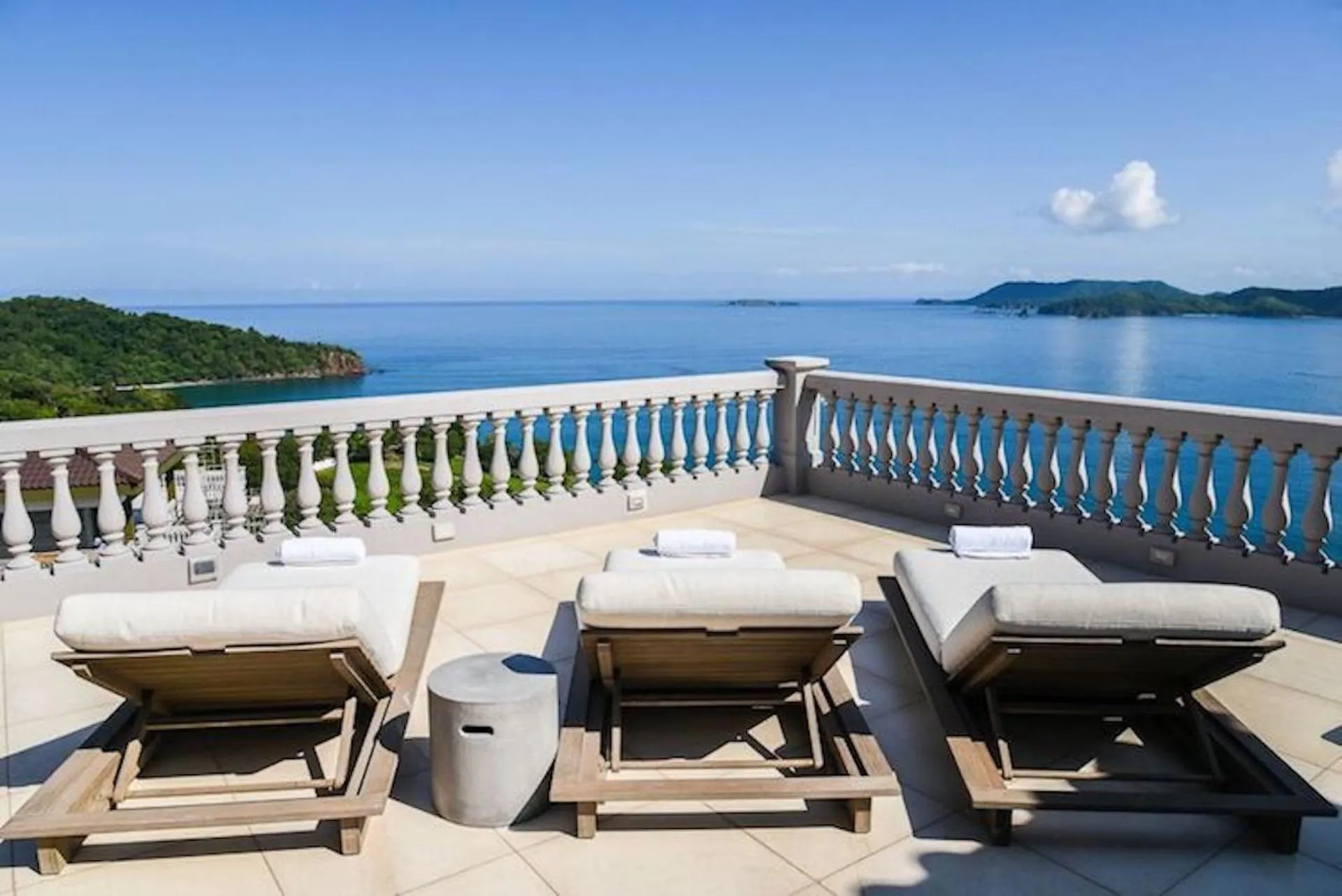 Balcony/Terrace in 360 Splendor Del Pacifico Residences