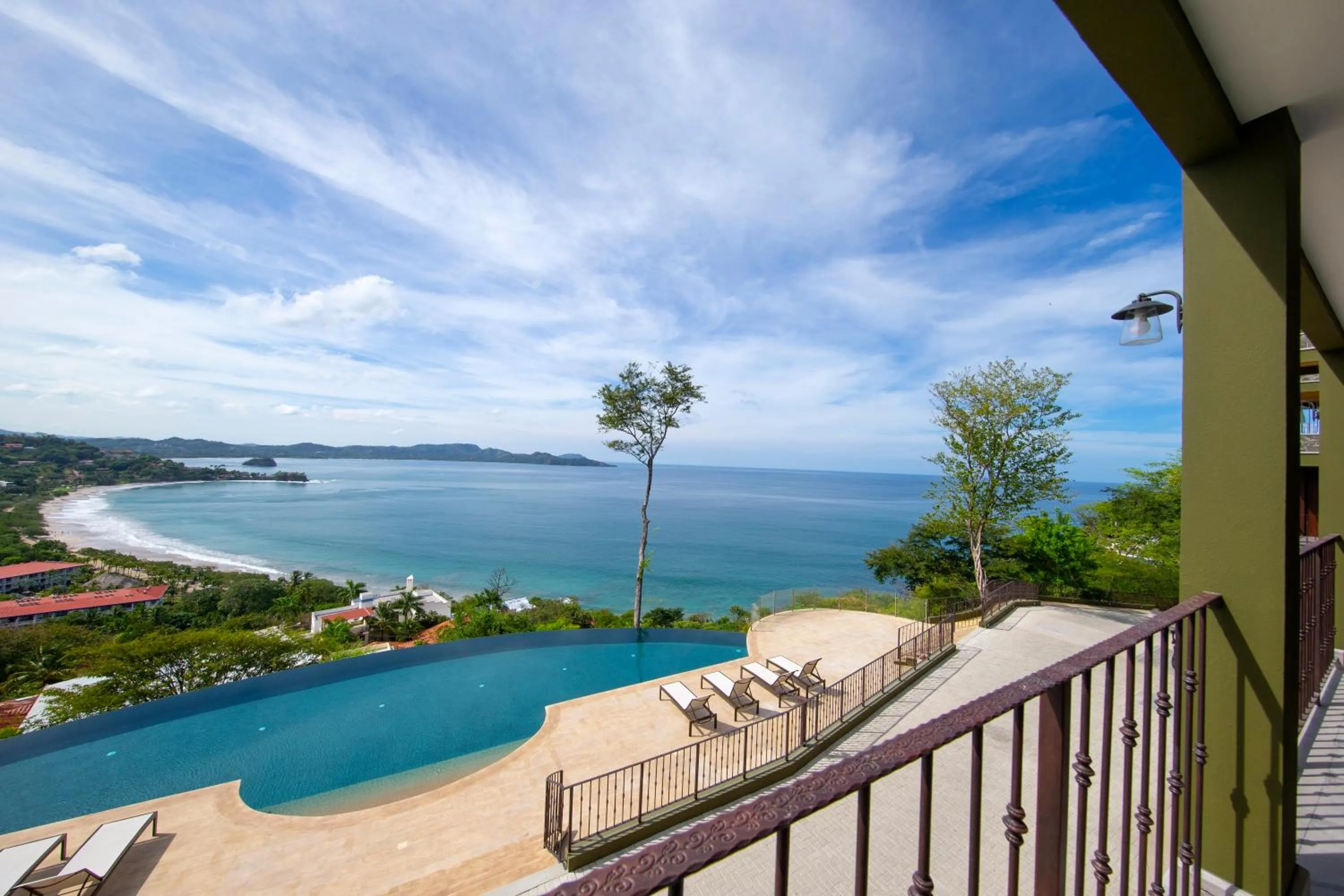 Balcony/Terrace in 360 Splendor Del Pacifico Residences