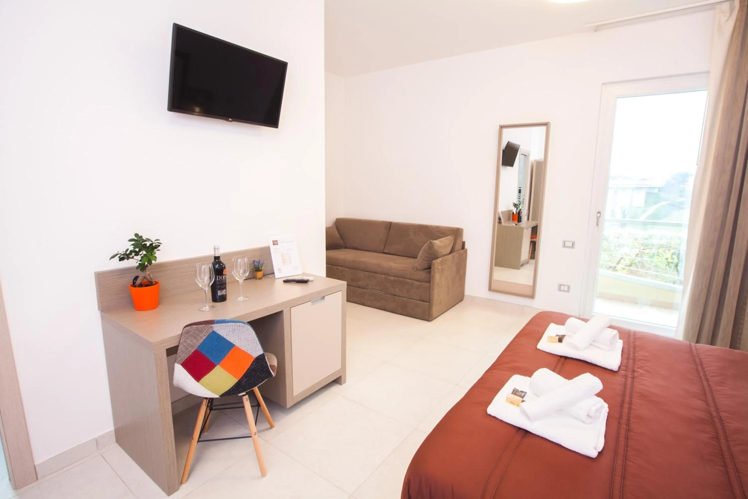 Bedroom, Bed in Il Gallo Con Gli Stivali