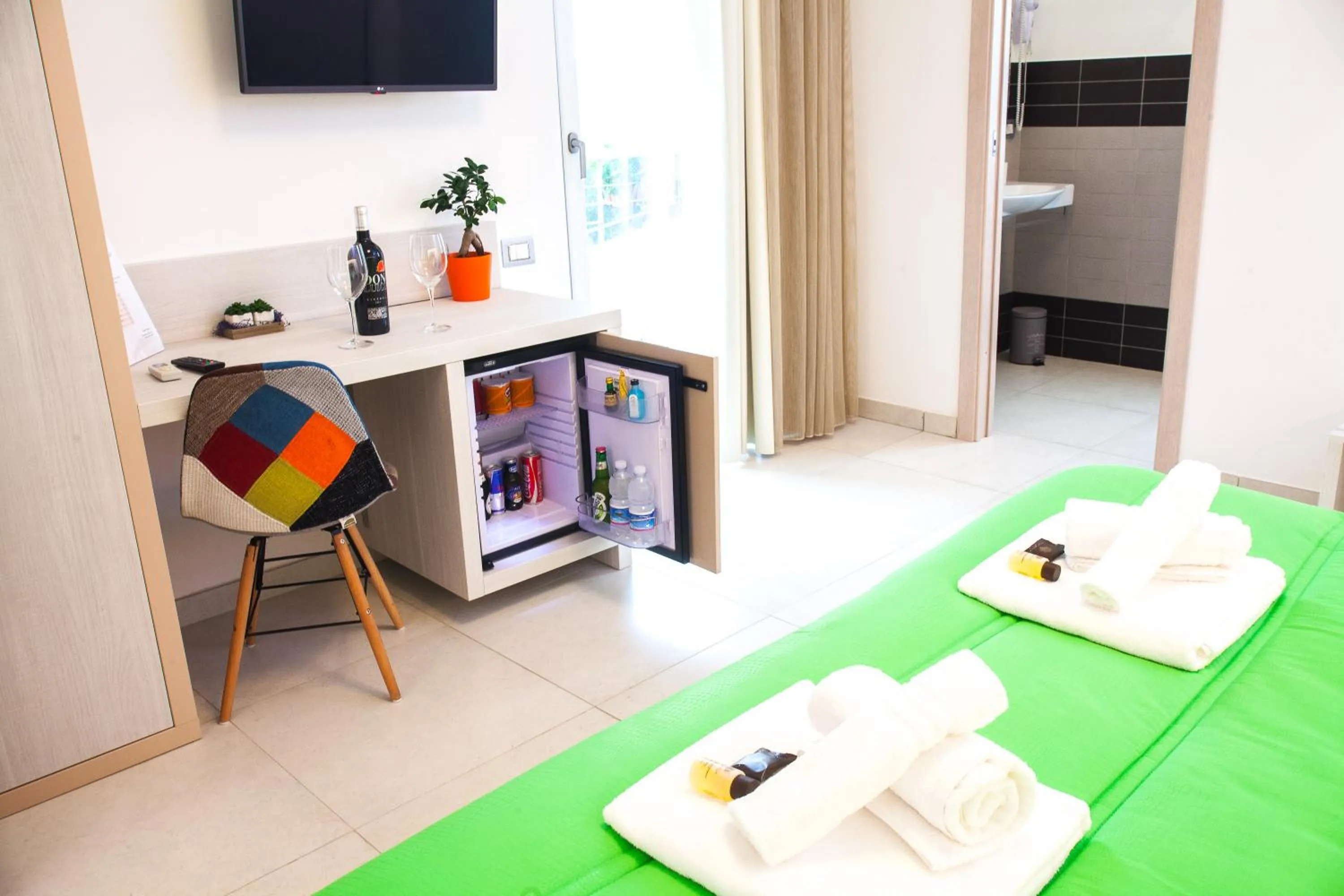 Decorative detail, Bed in Il Gallo Con Gli Stivali