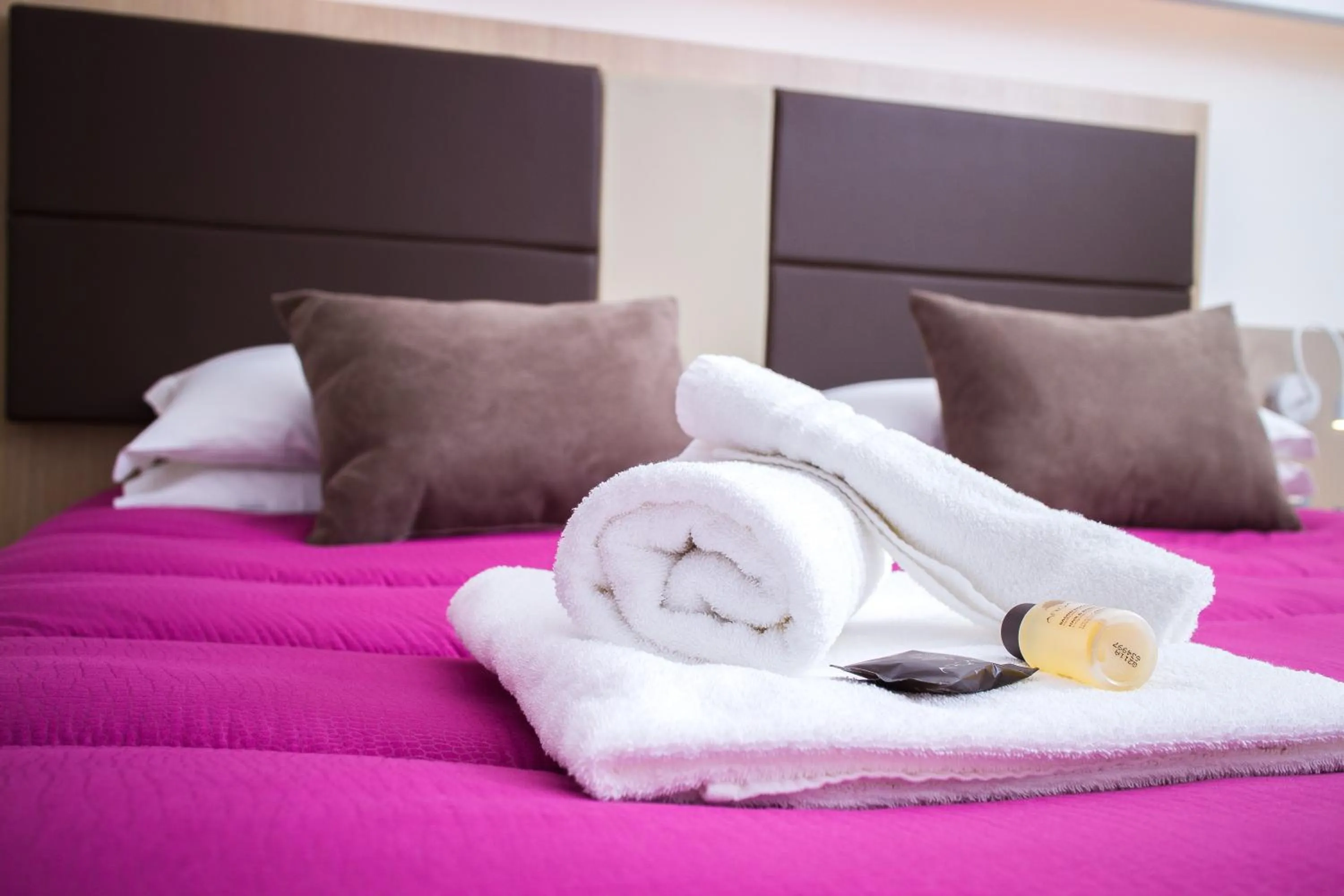 Decorative detail, Bed in Il Gallo Con Gli Stivali