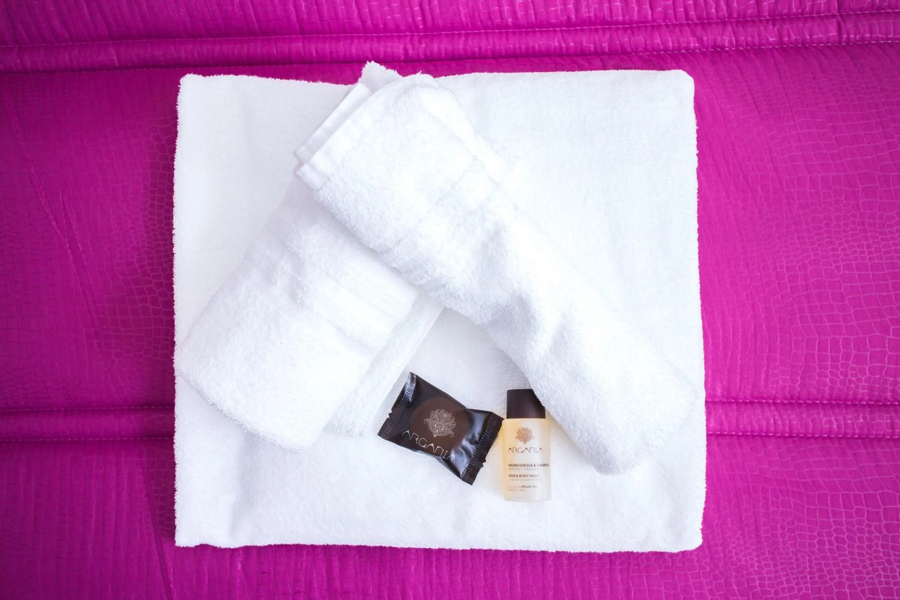 Decorative detail in Il Gallo Con Gli Stivali