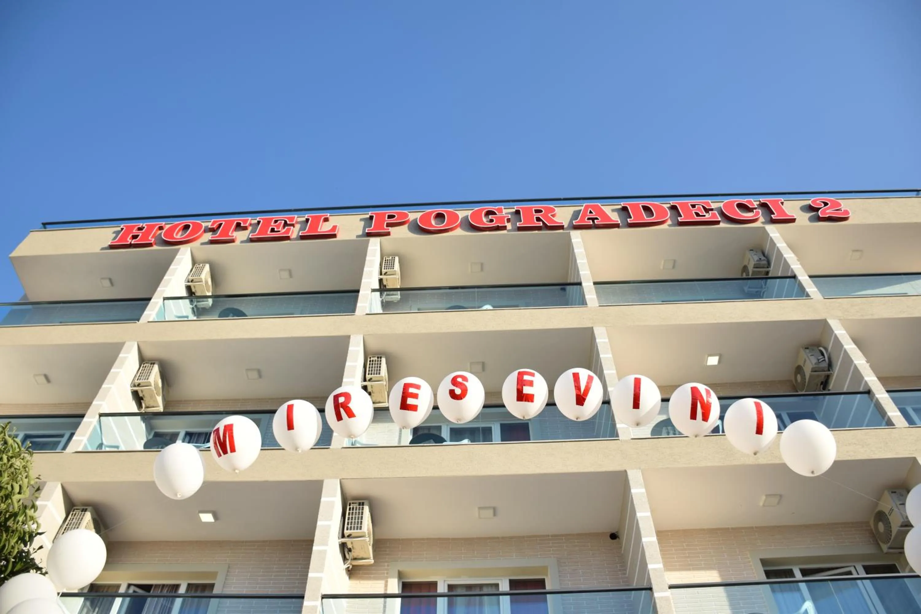 Hotel Pogradeci 2