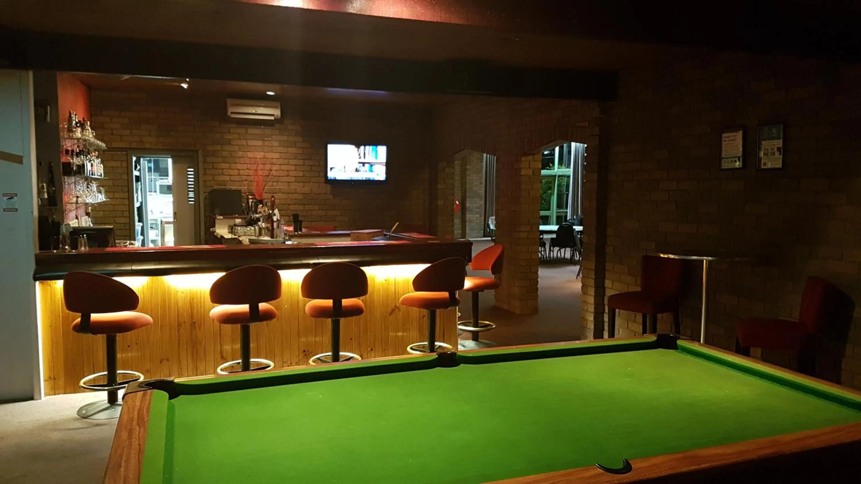 Alcoholic drinks in Kerang Valley Resort