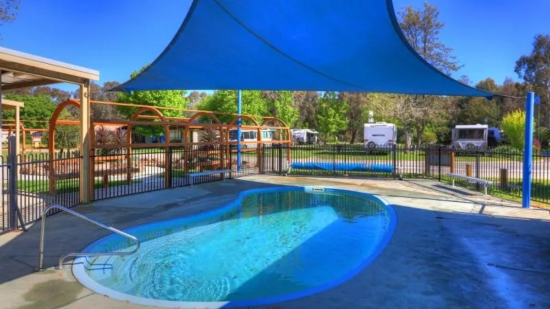 Swimming pool in Yea Riverside Caravan Park
